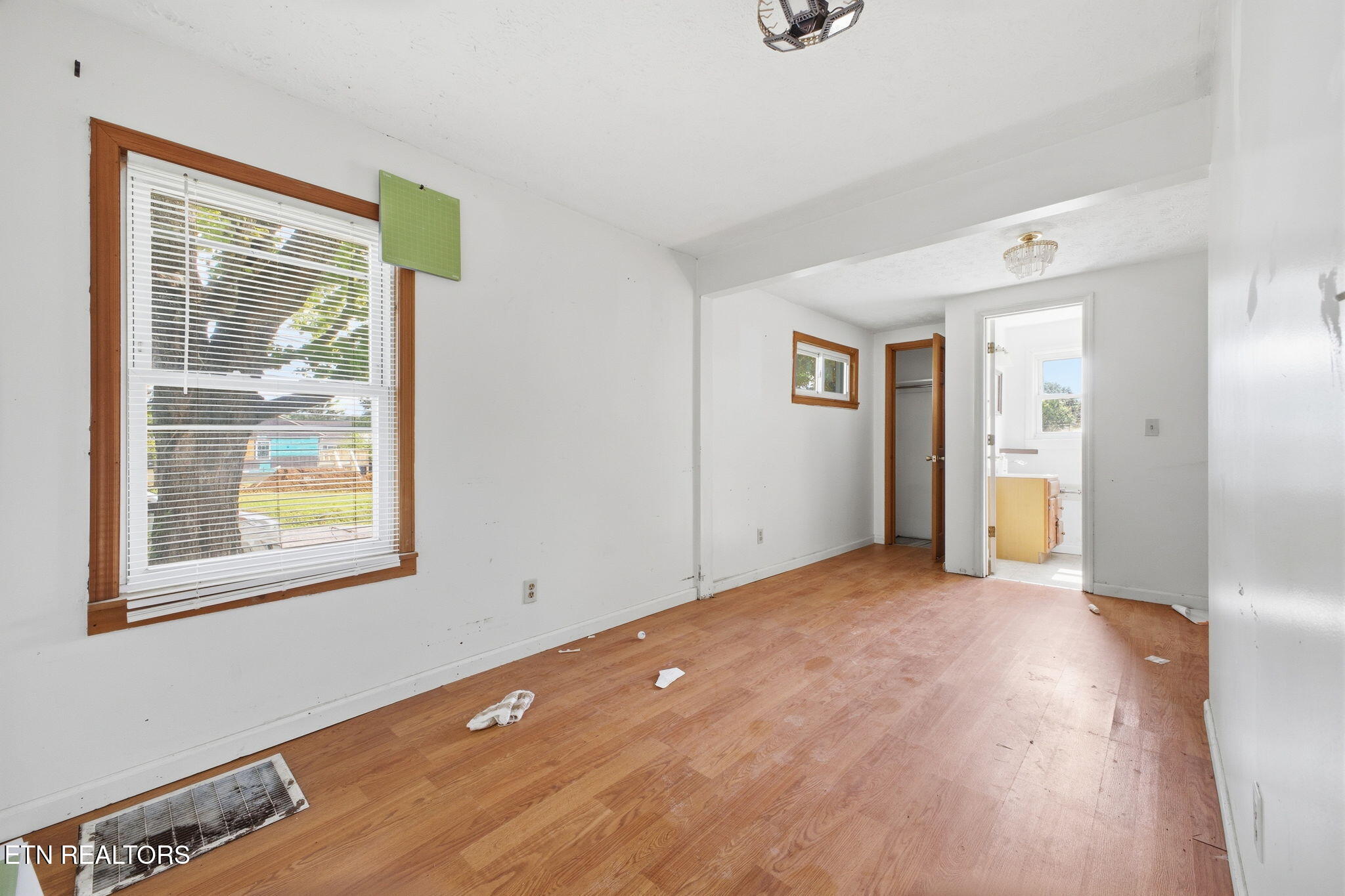106 Butter & Egg Road Jacksboro TN 37757