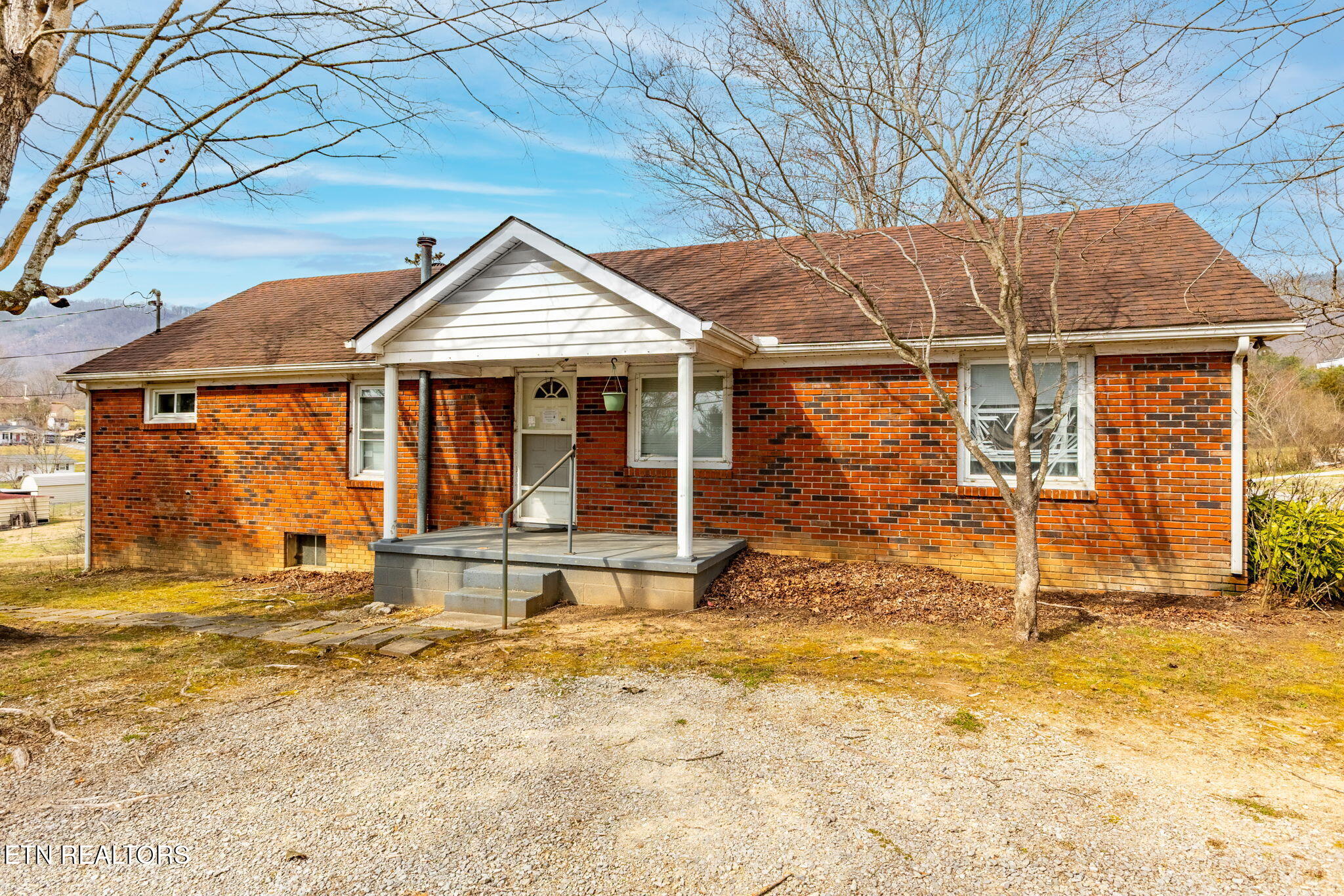 106 Butter & Egg Road Jacksboro TN 37757