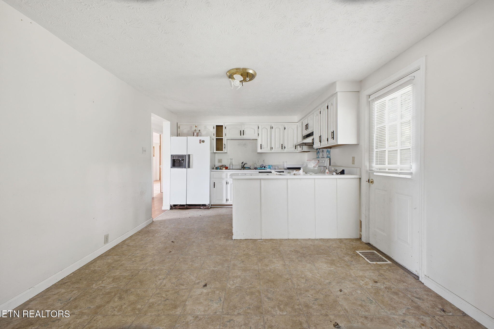 106 Butter & Egg Road Jacksboro TN 37757