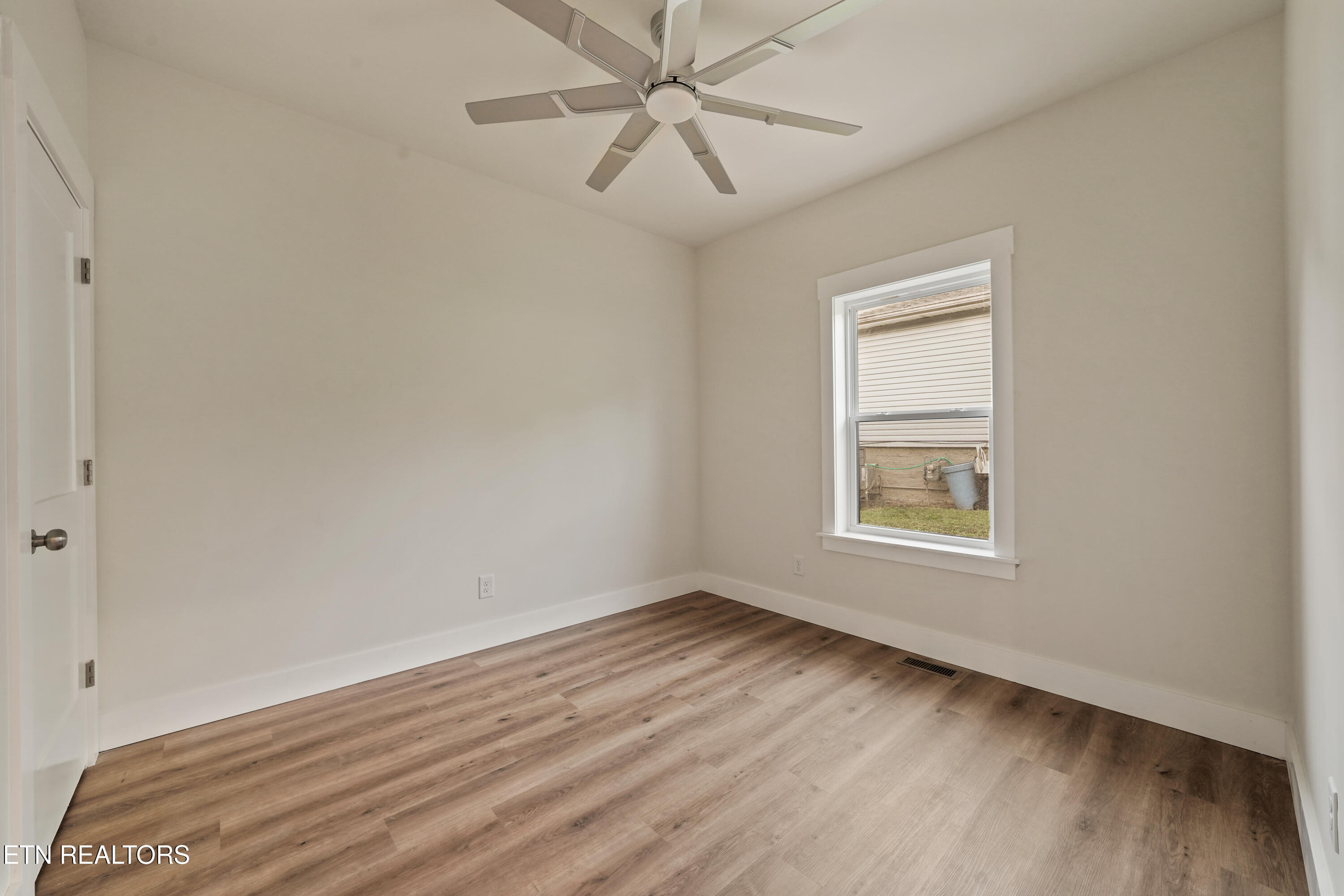 1308 NE Ezell Street Knoxville TN 37917