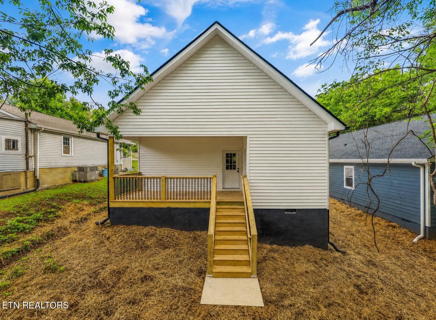1308 NE Ezell Street Knoxville TN 37917