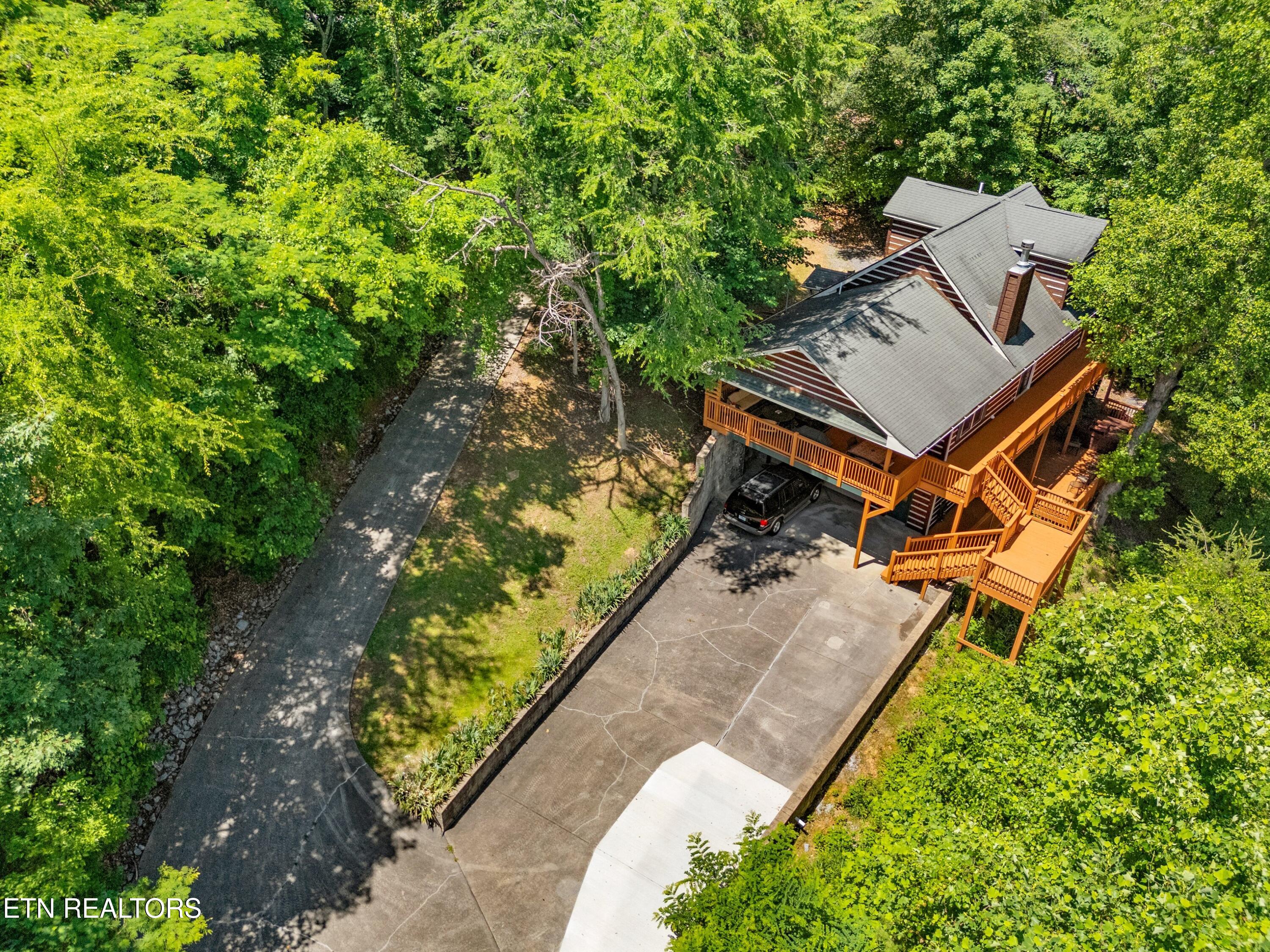 429 Filet Lane Dandridge TN 37725