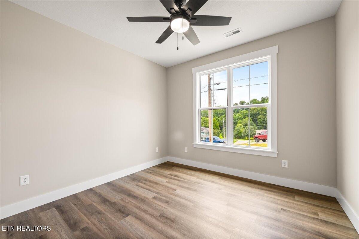 179 Storm Lane Jacksboro TN 37757