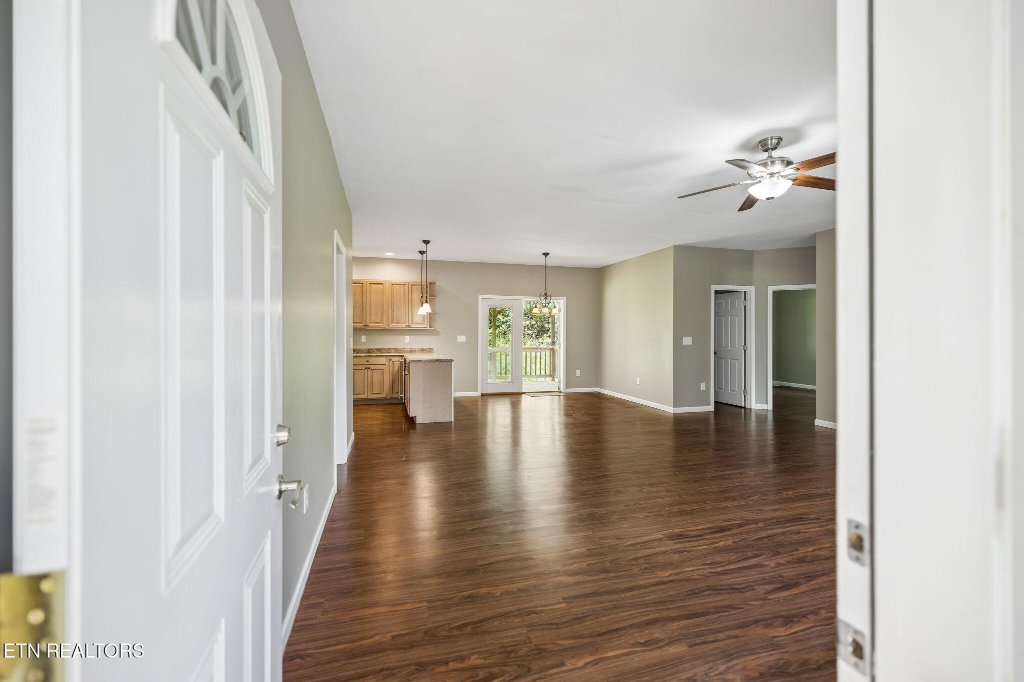 575 Russell Road Sharps Chapel TN 37866