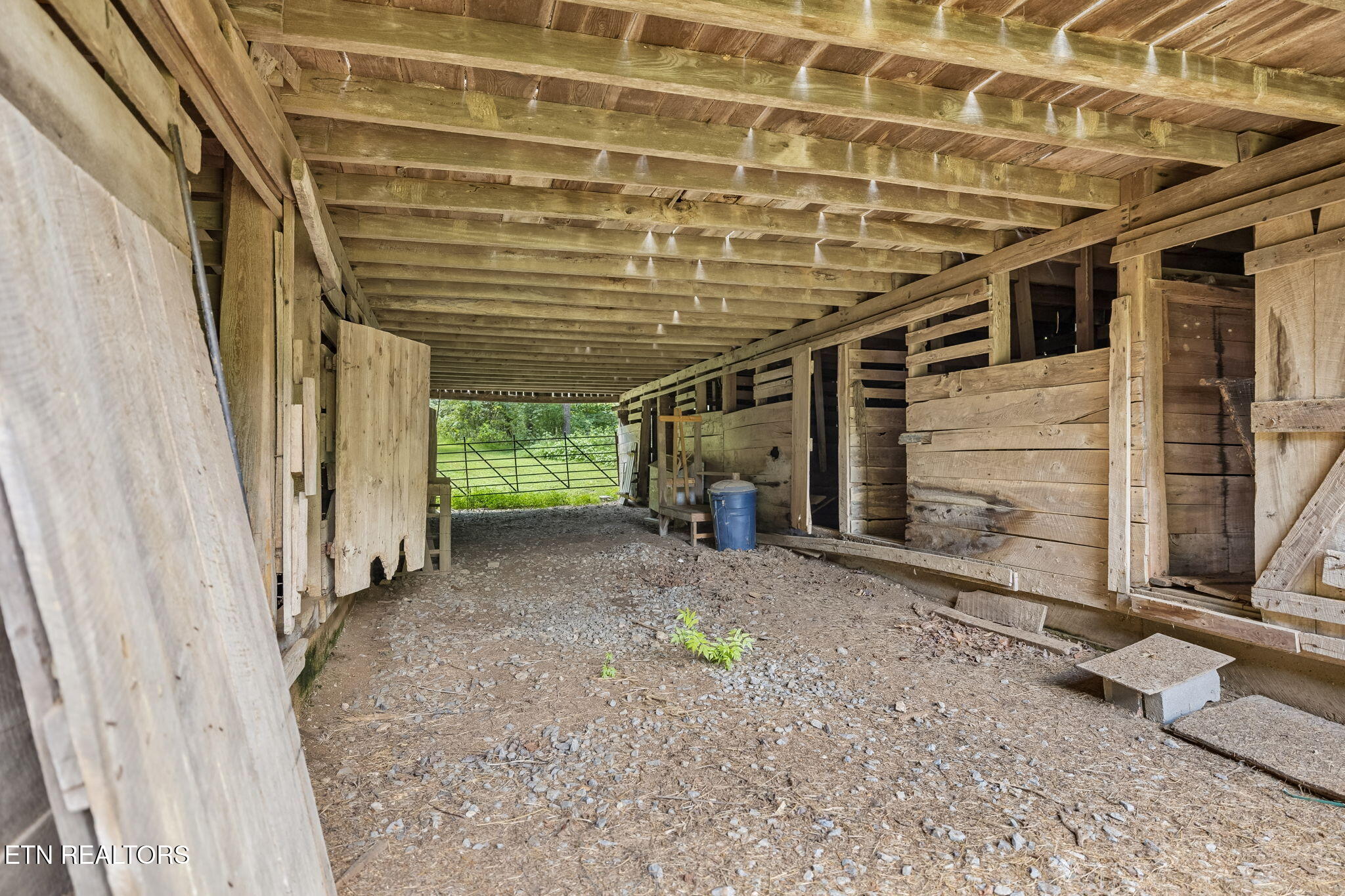 575 Russell Road Sharps Chapel TN 37866