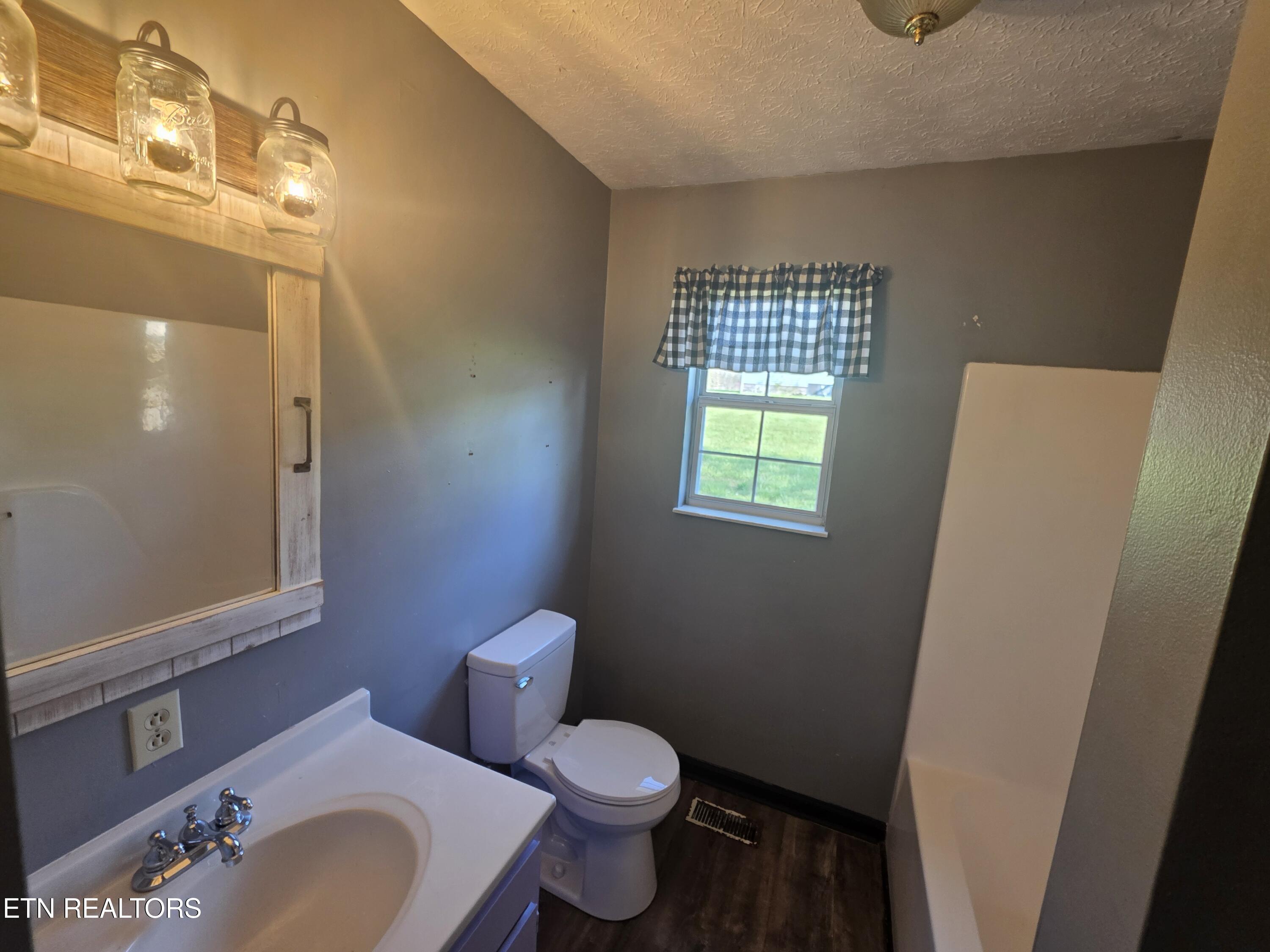 141 Mattie Lane Tazewell TN 37879