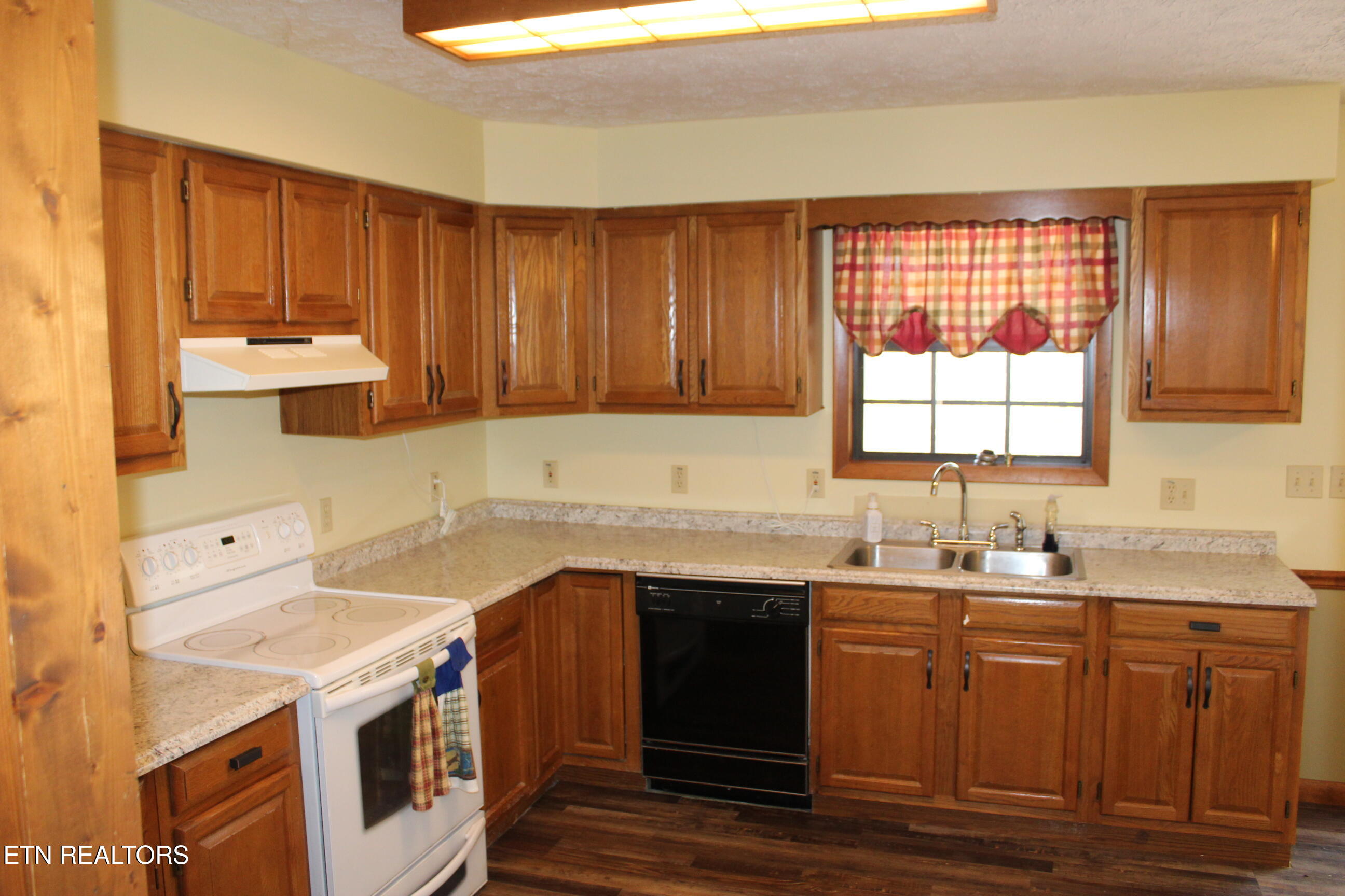 108 Laurel Drive Jamestown TN 38556