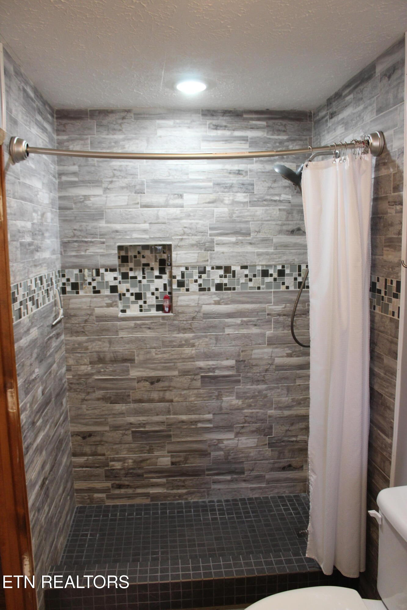 108 Laurel Drive Jamestown TN 38556