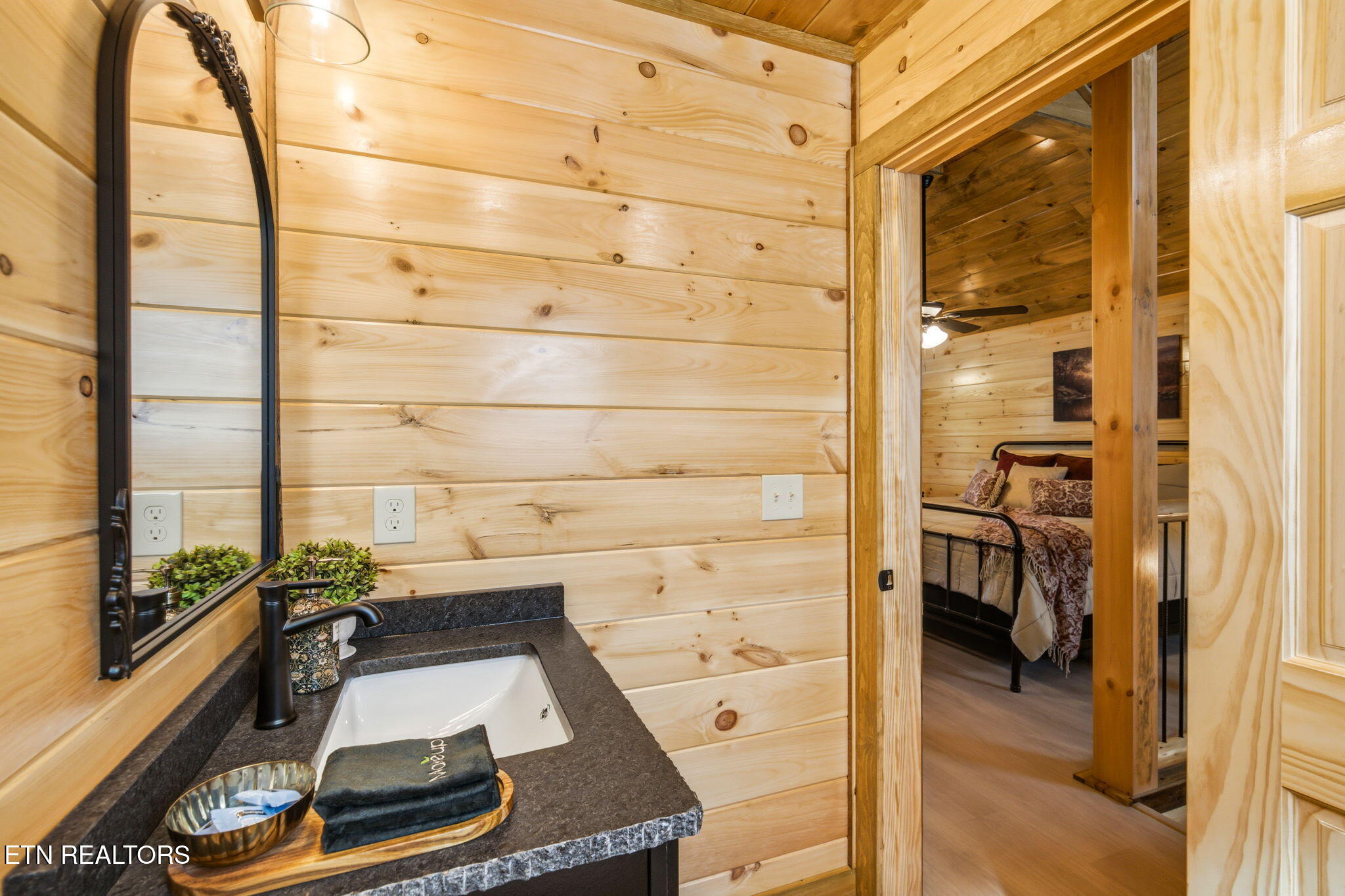 253 Silverbell Lane Gatlinburg TN 37738
