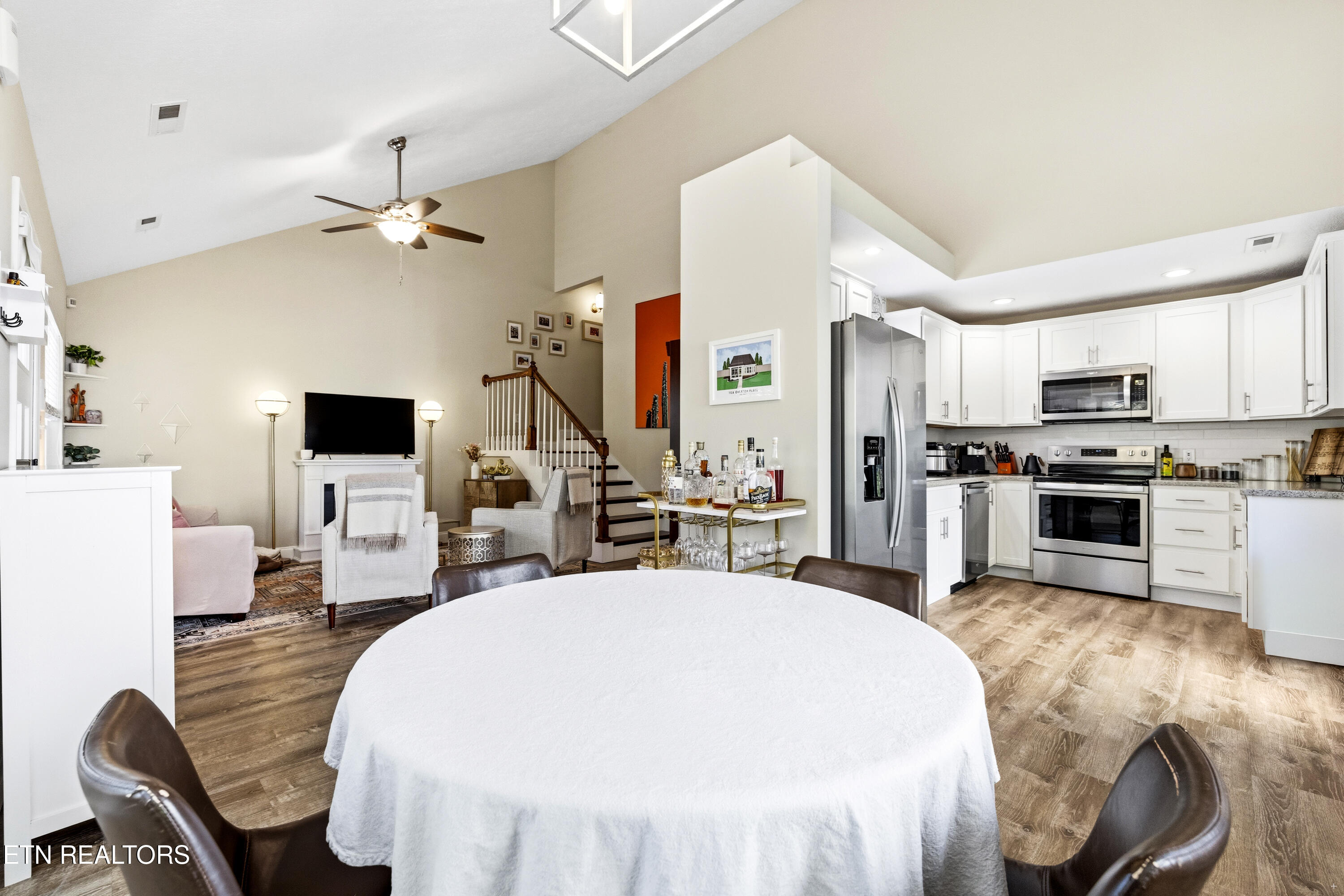 1126 Overton Place Knoxville TN 37917