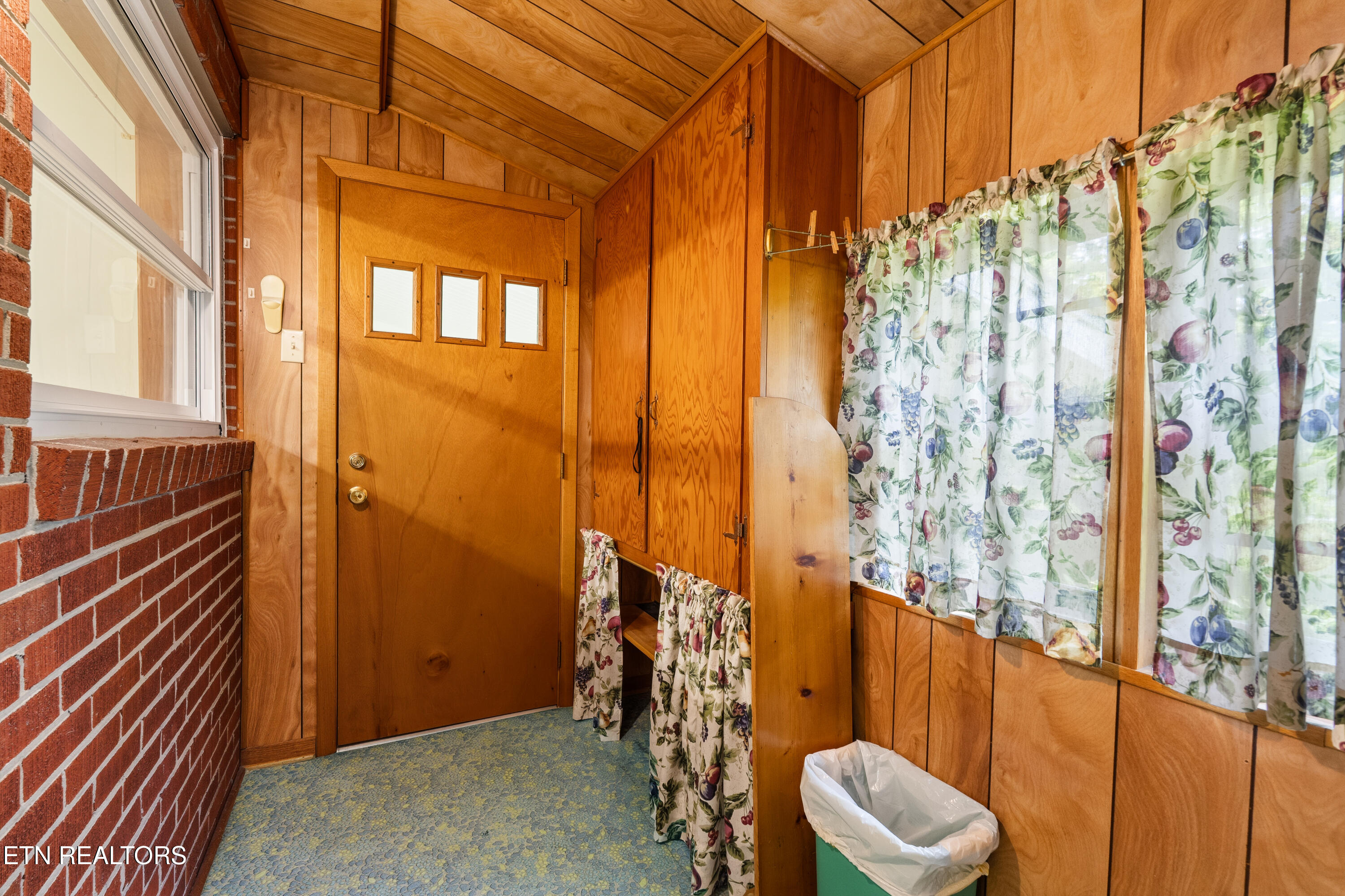 7005 Downing Drive Knoxville TN 37909