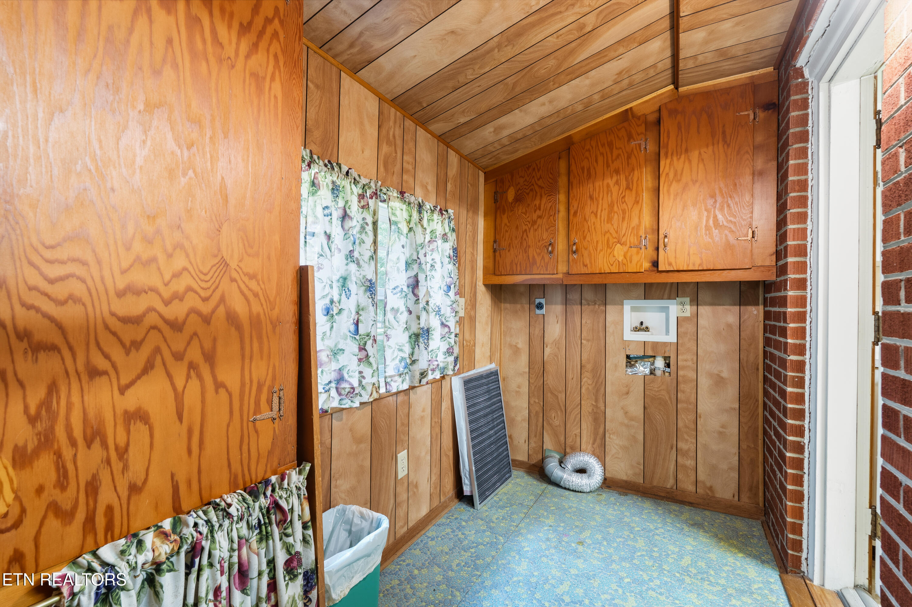 7005 Downing Drive Knoxville TN 37909