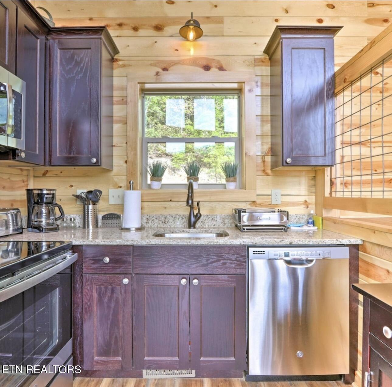 4228 Wears Valley Road Sevierville TN 37862