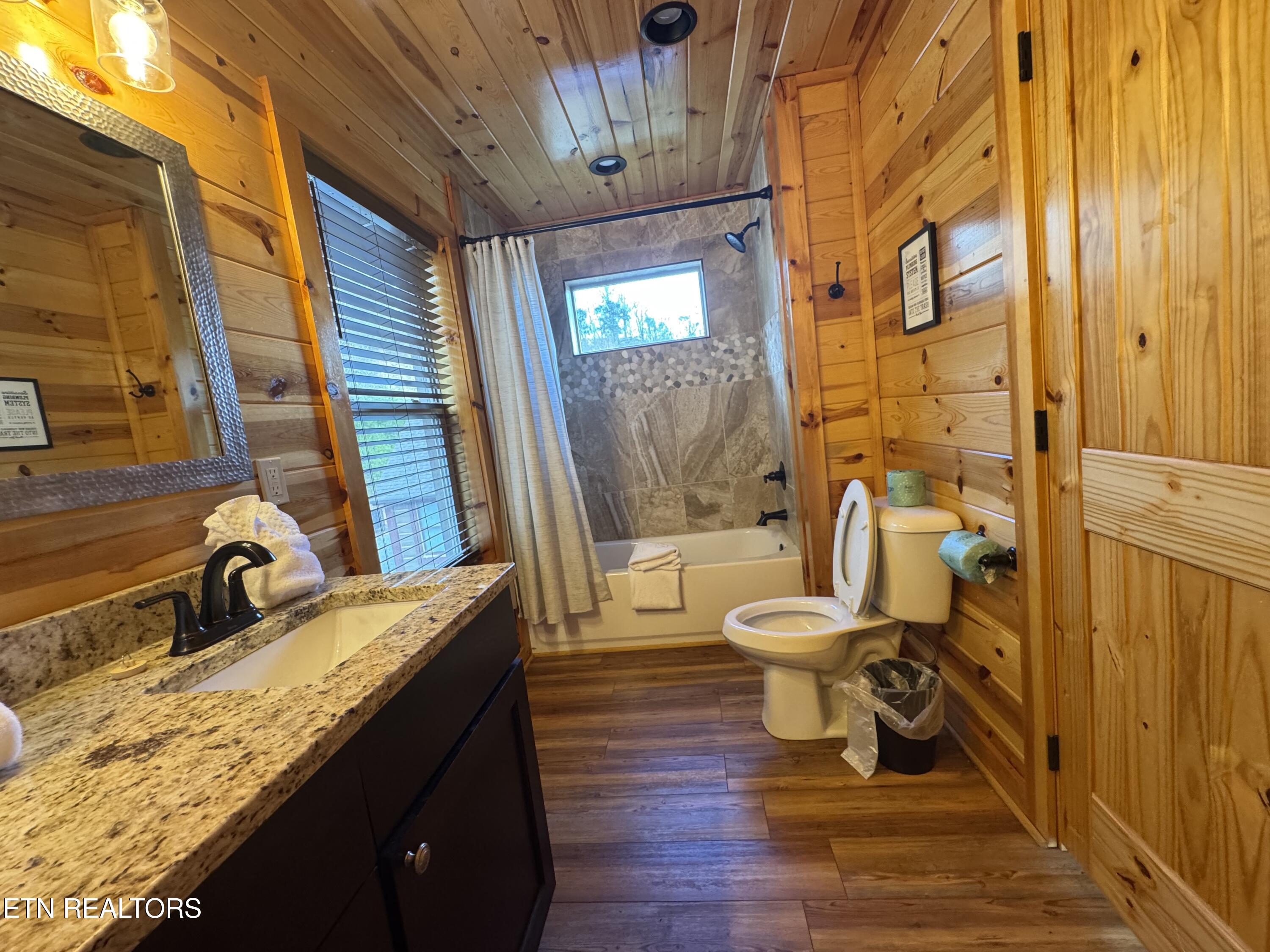 4228 Wears Valley Road Sevierville TN 37862