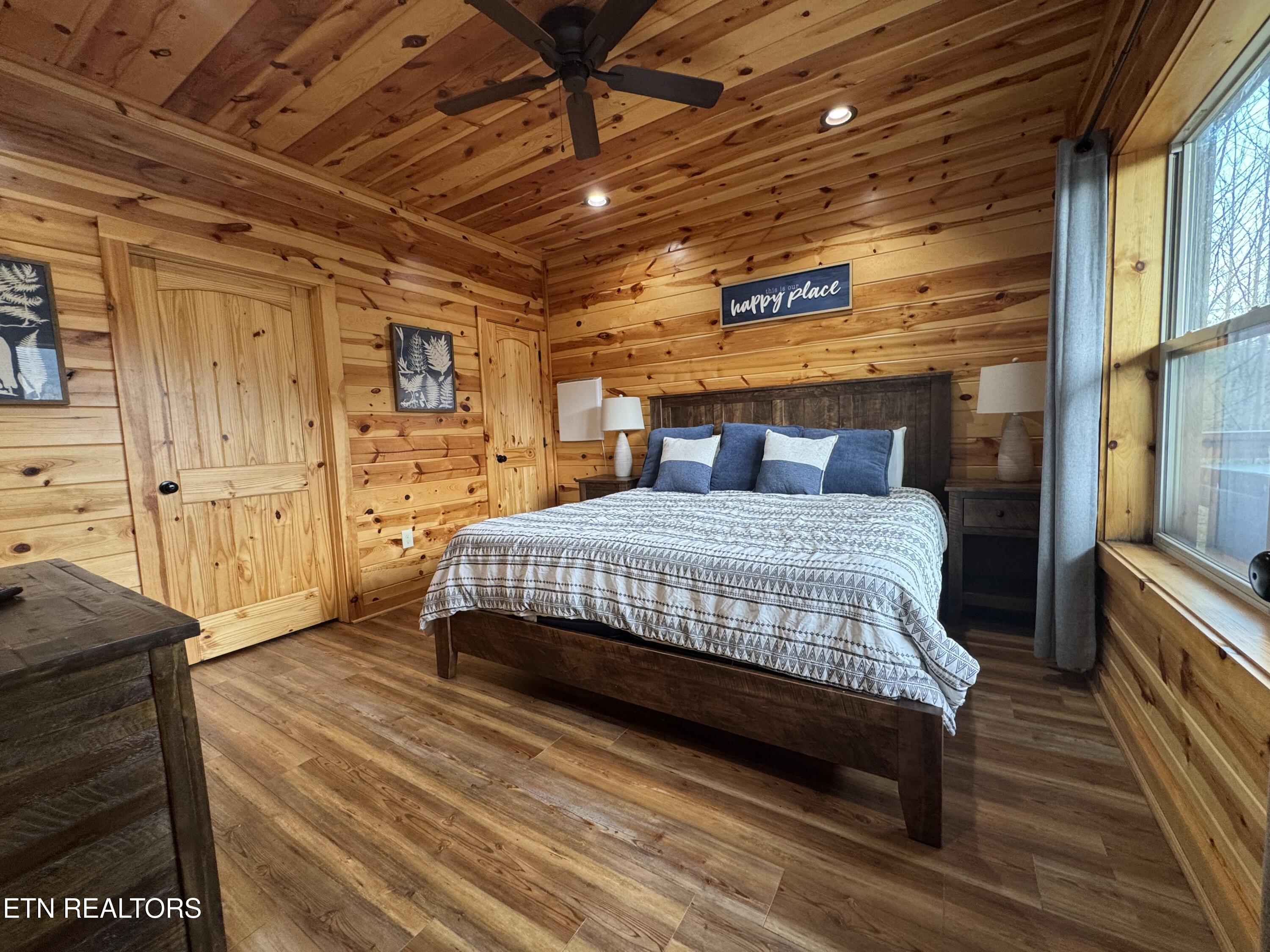4228 Wears Valley Road Sevierville TN 37862