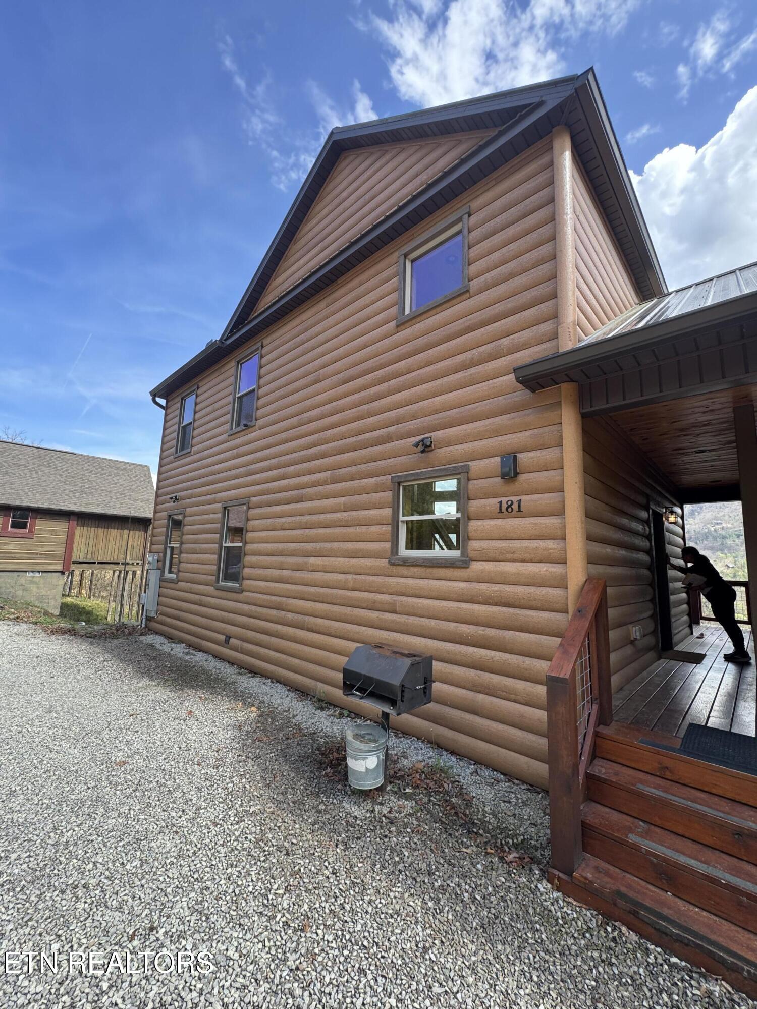 4228 Wears Valley Road Sevierville TN 37862