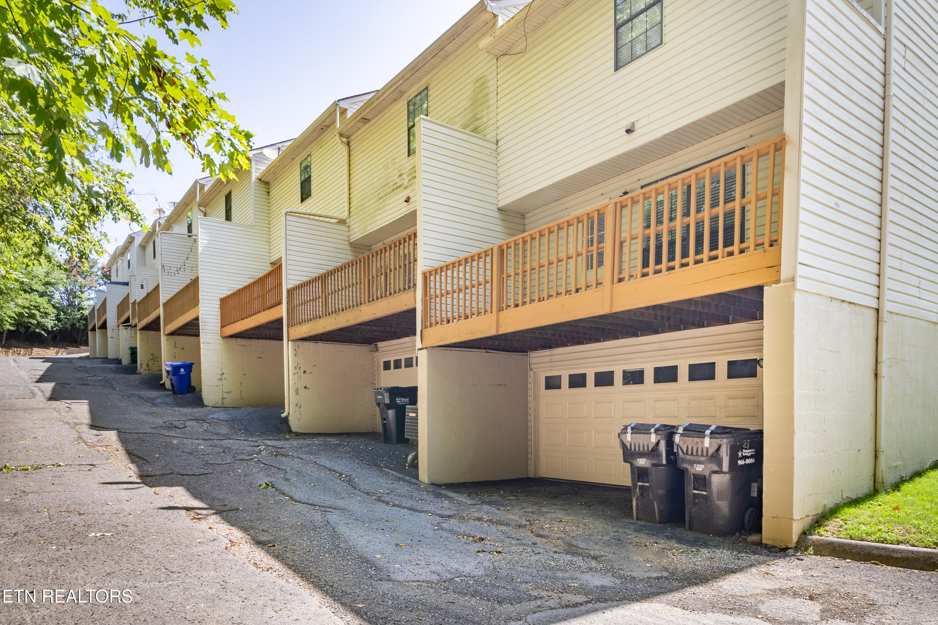 437 S Gallaher View Road Knoxville TN 37919