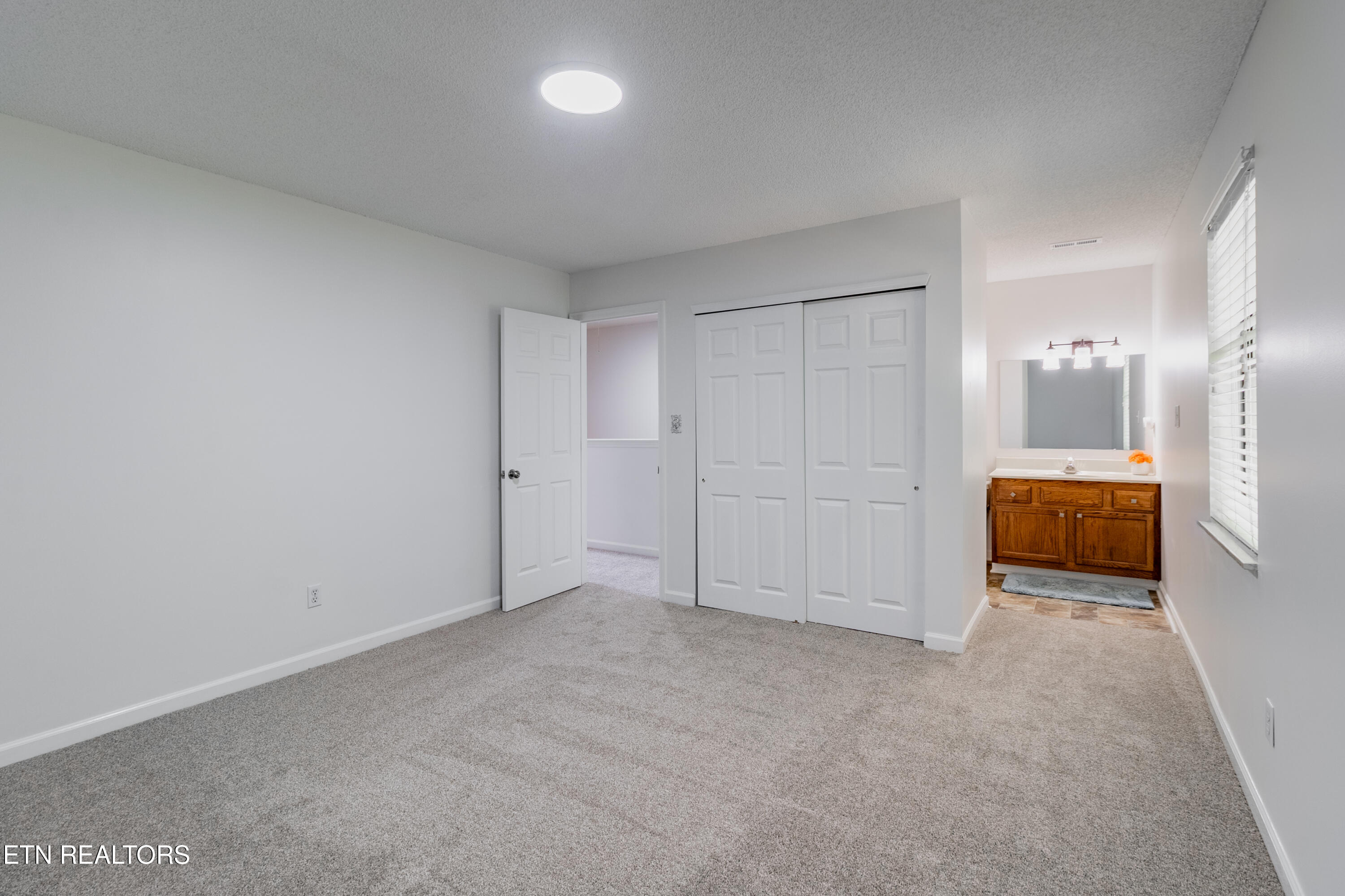 437 S Gallaher View Road Knoxville TN 37919