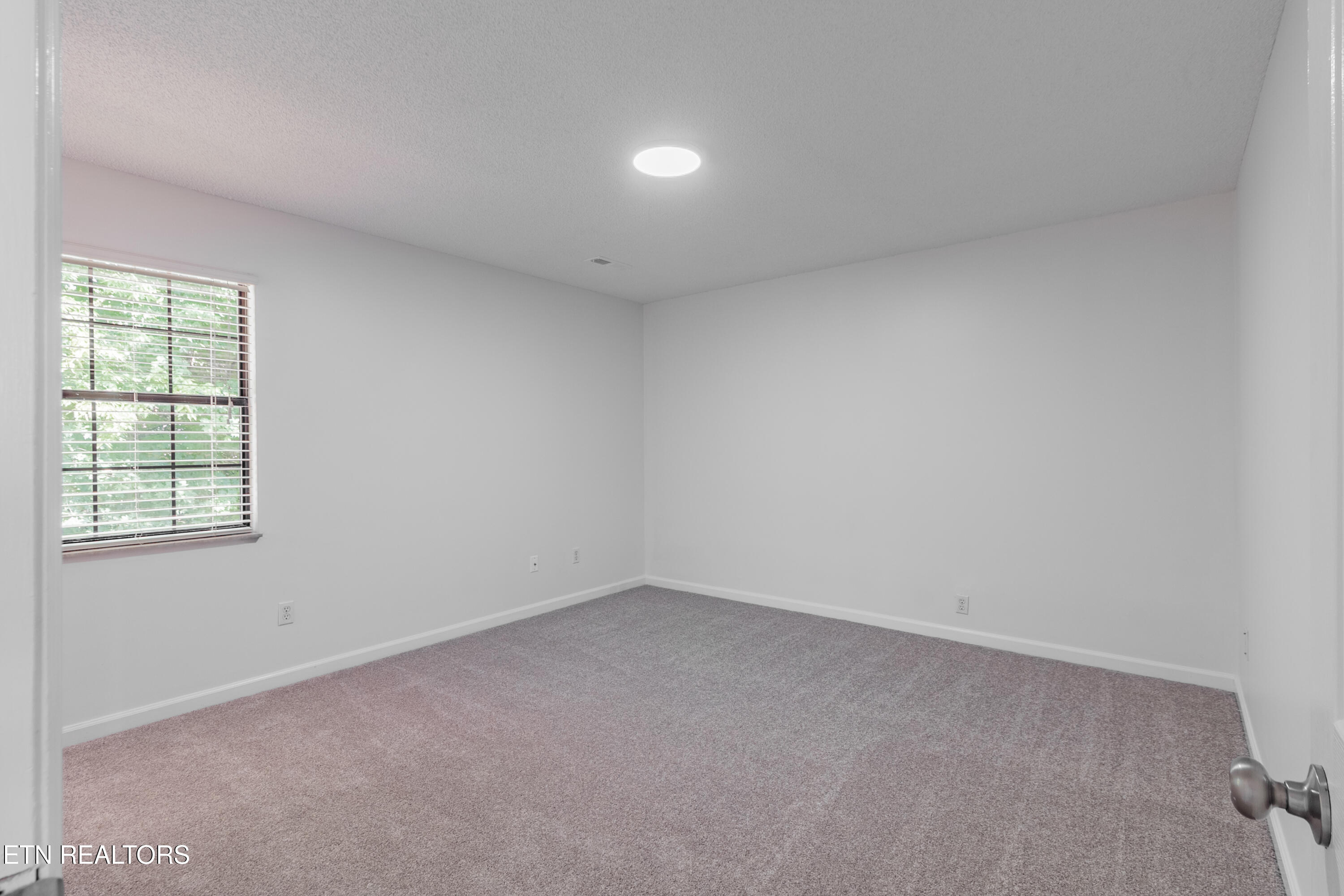 437 S Gallaher View Road Knoxville TN 37919