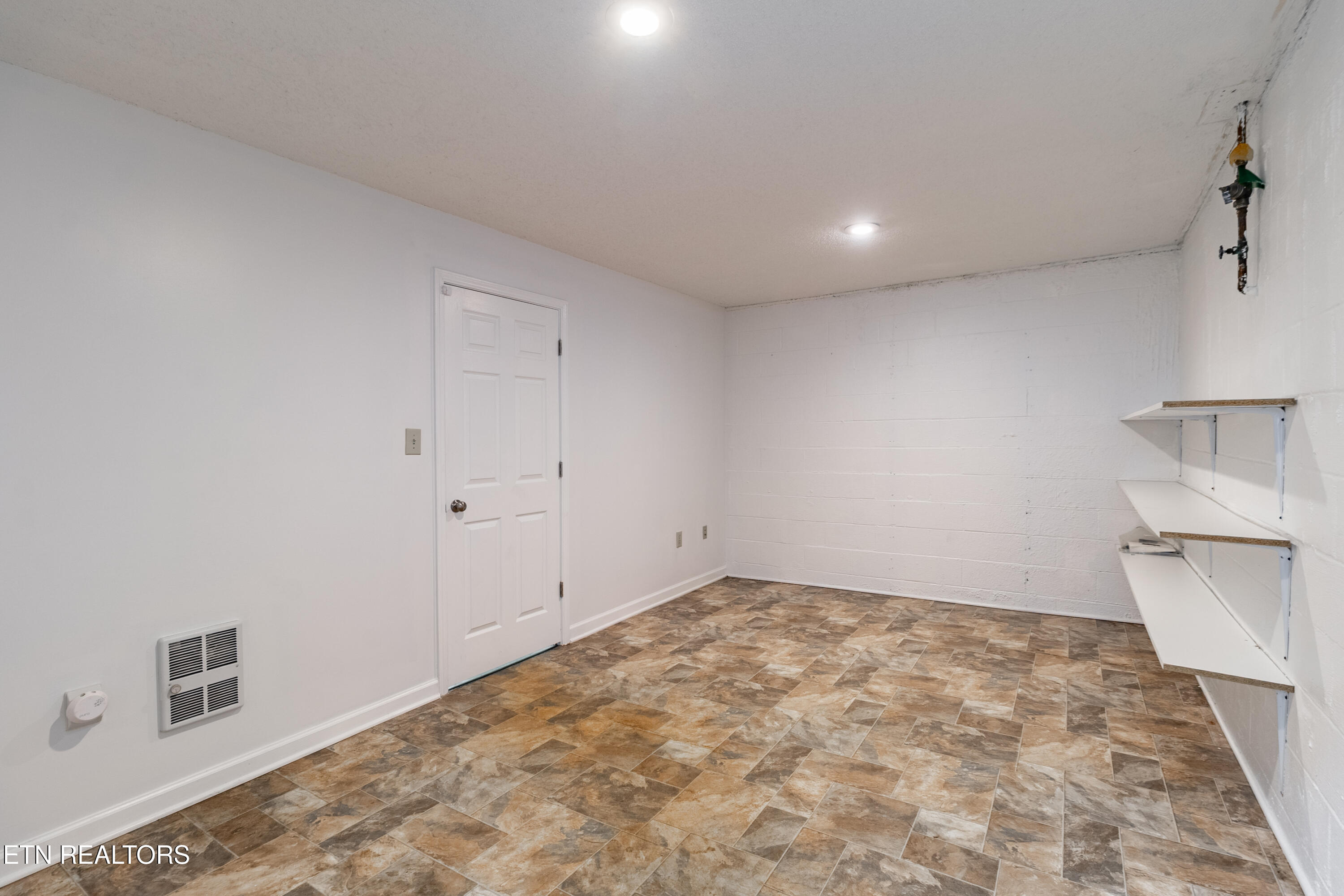 437 S Gallaher View Road Knoxville TN 37919