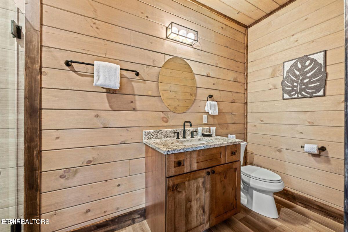 2009 Smoky Cove Road Sevierville TN 37876