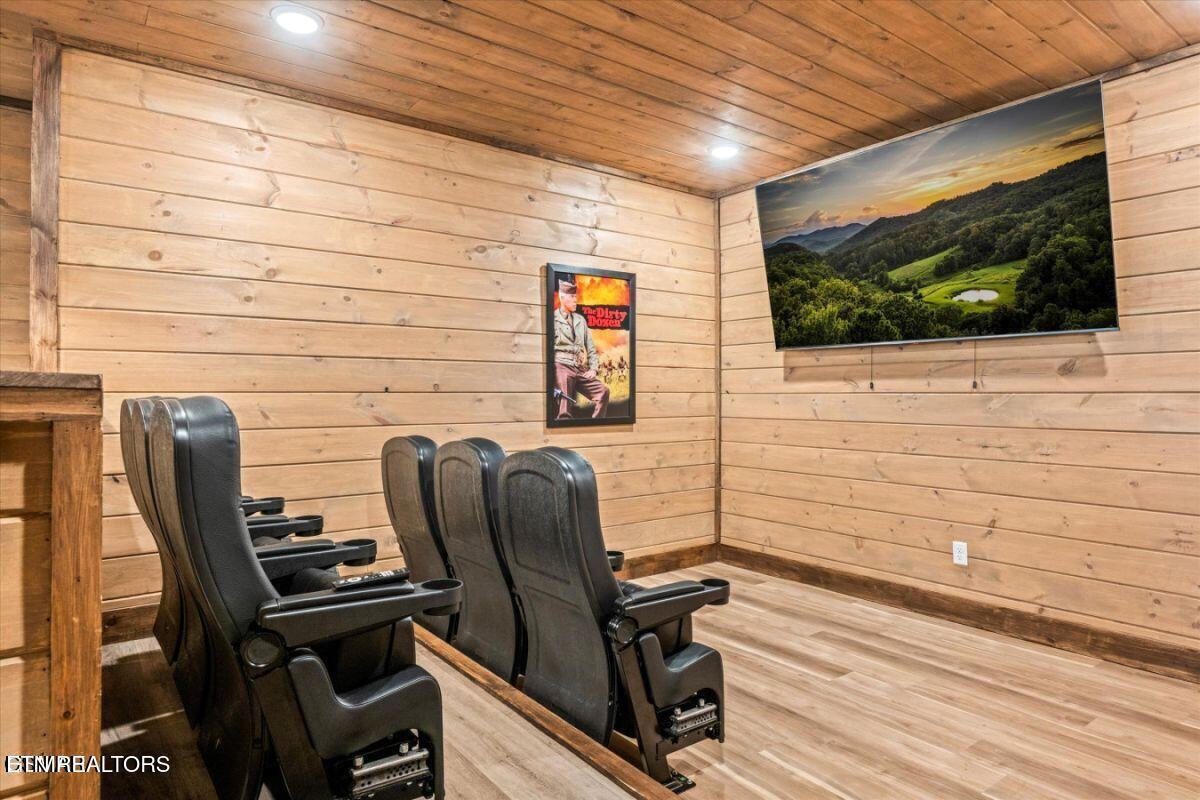 2009 Smoky Cove Road Sevierville TN 37876