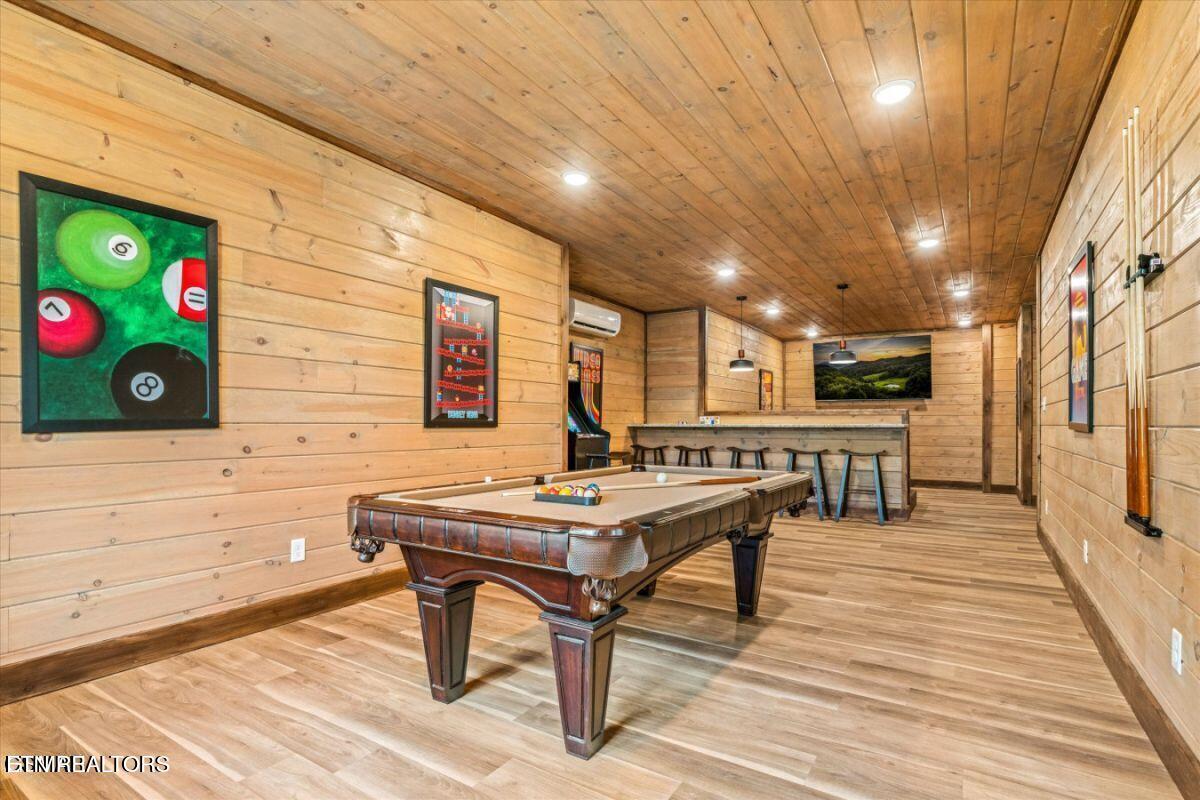 2009 Smoky Cove Road Sevierville TN 37876