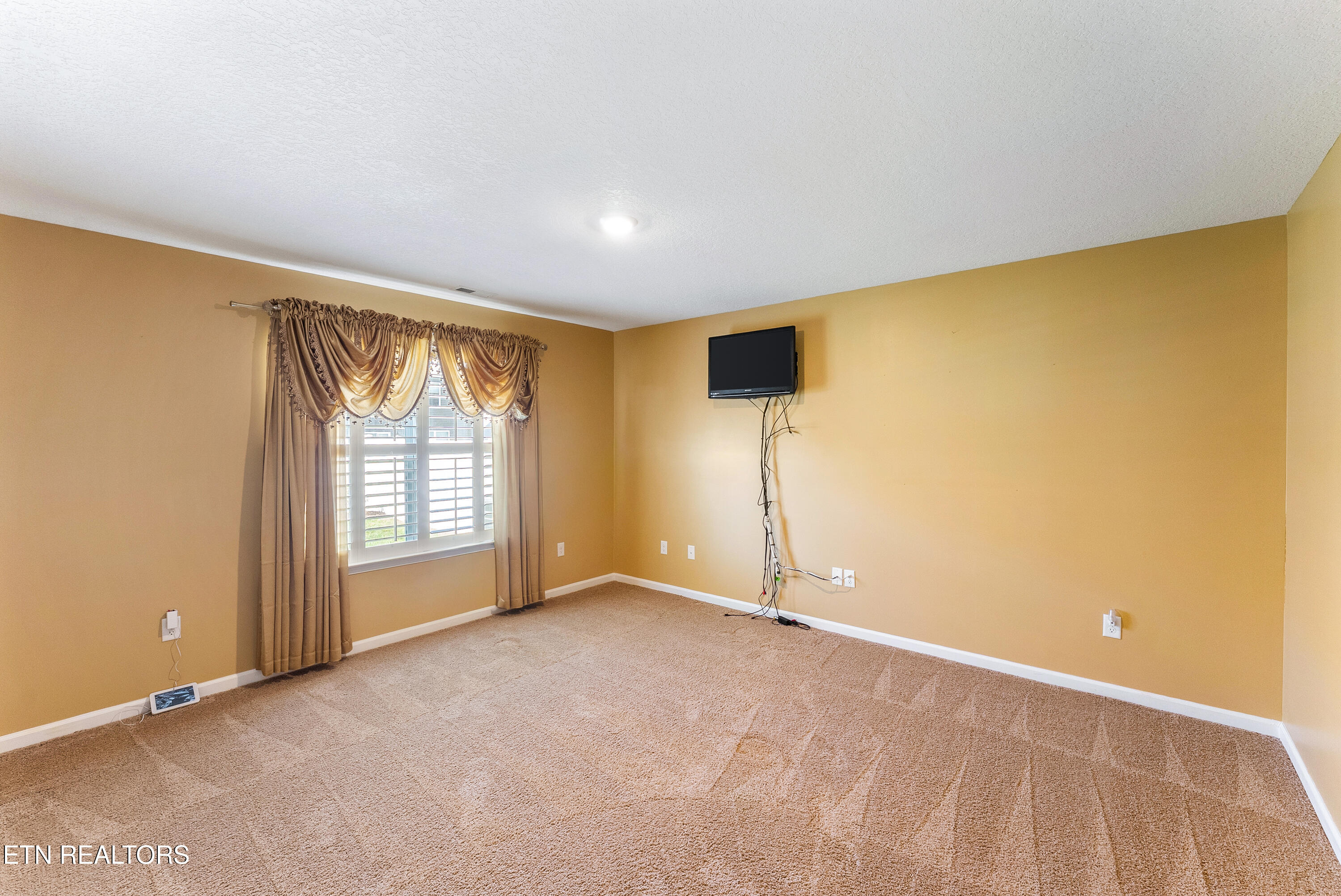 7531 Game Bird Street Corryton TN 37721