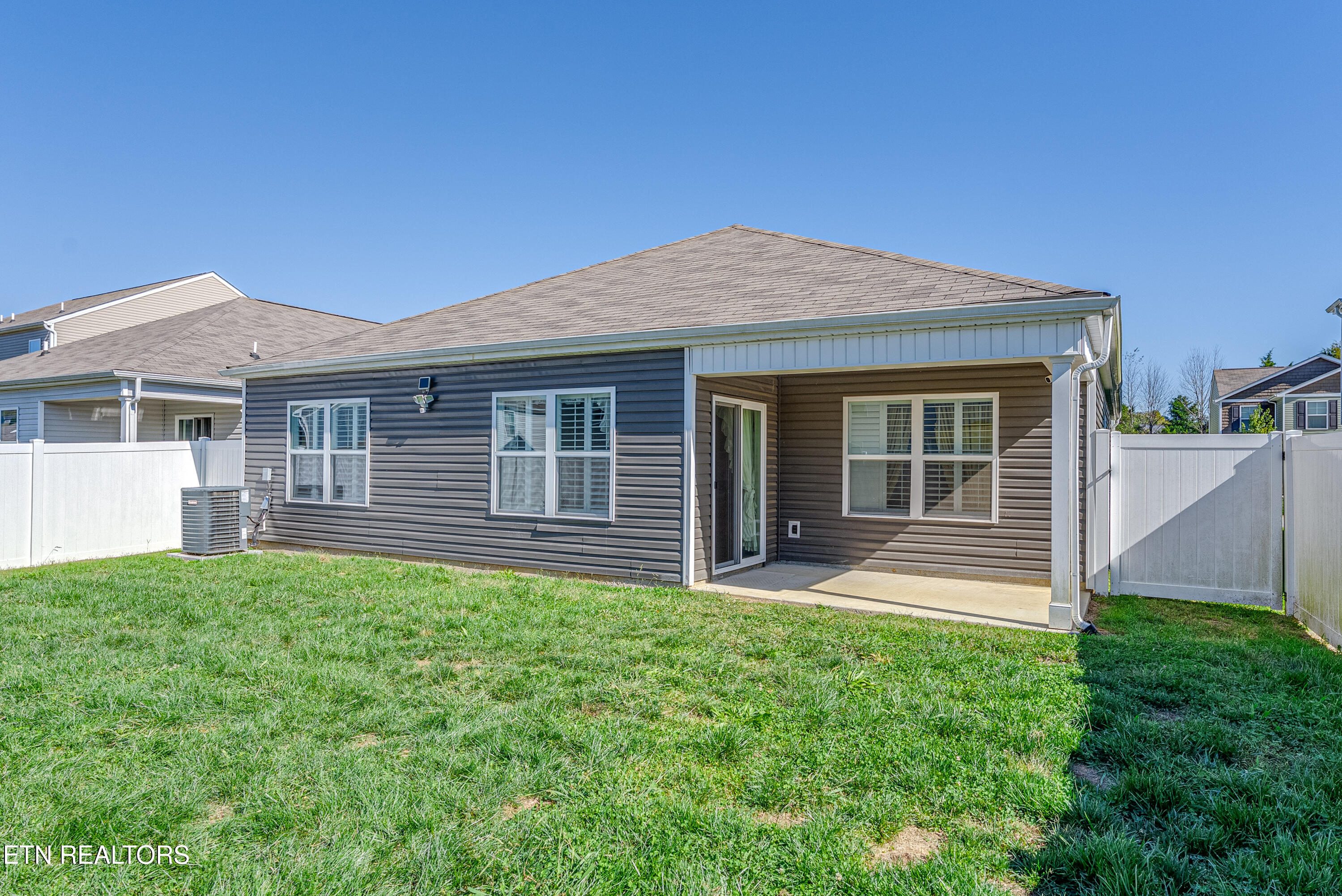 7531 Game Bird Street Corryton TN 37721