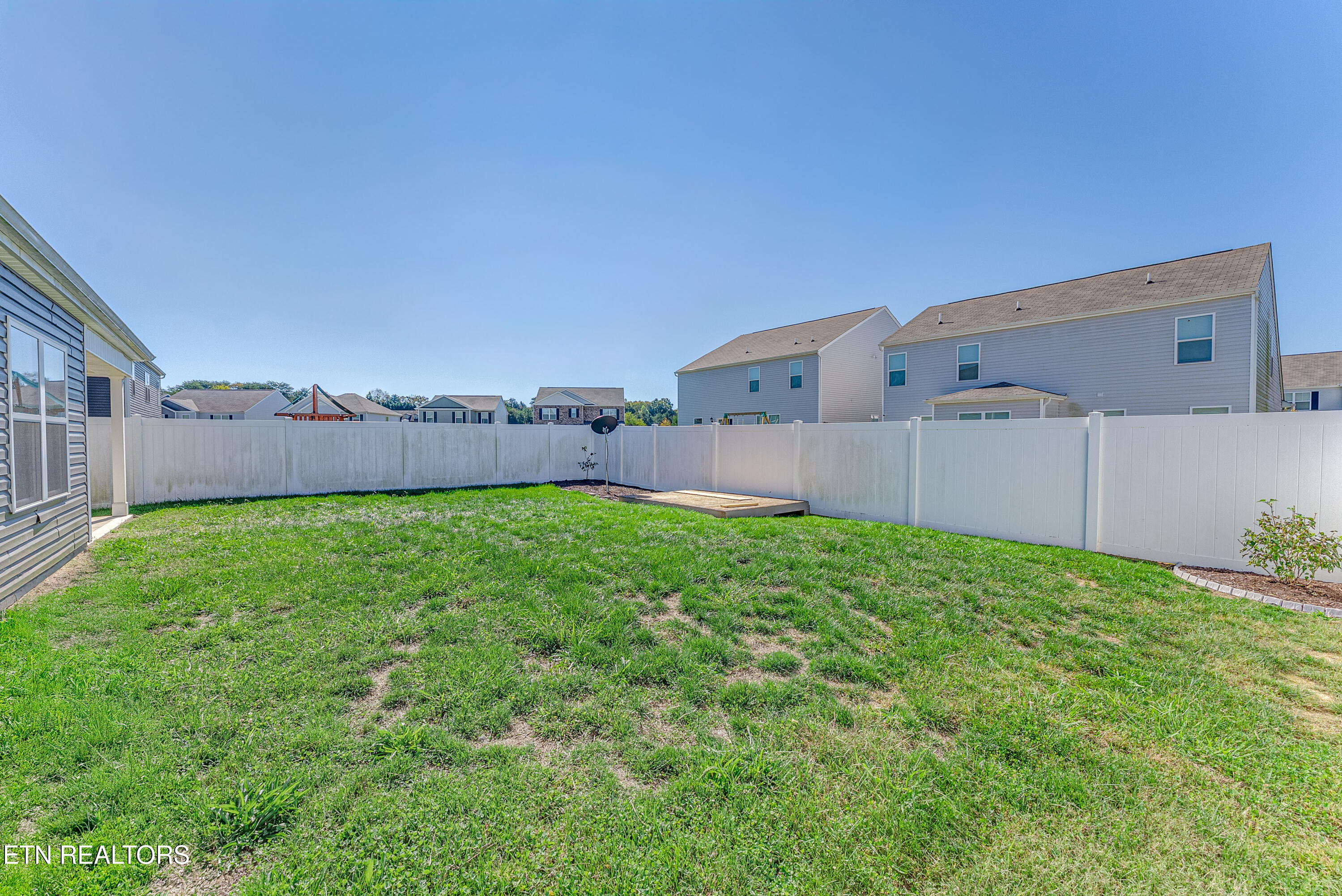 7531 Game Bird Street Corryton TN 37721