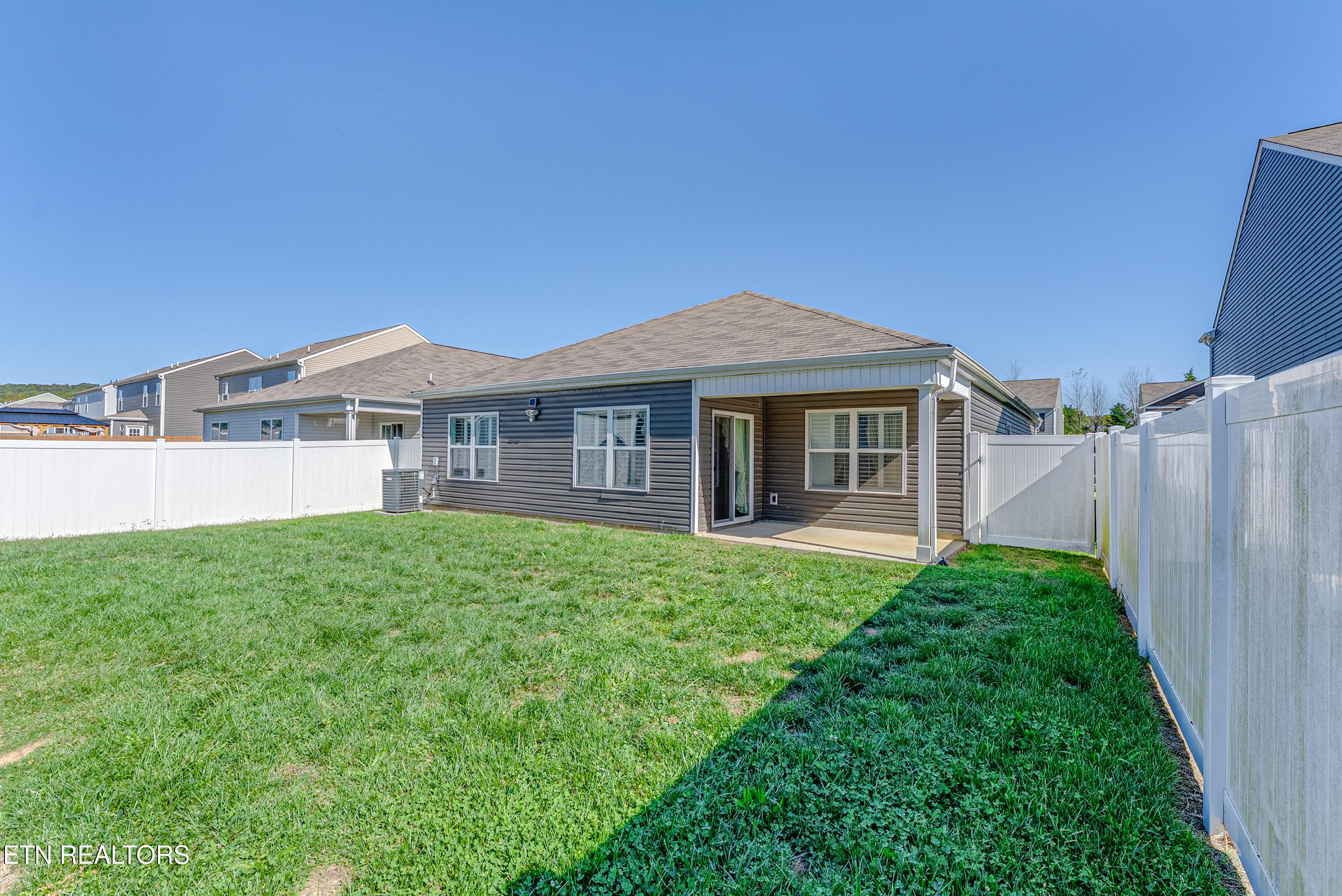 7531 Game Bird Street Corryton TN 37721