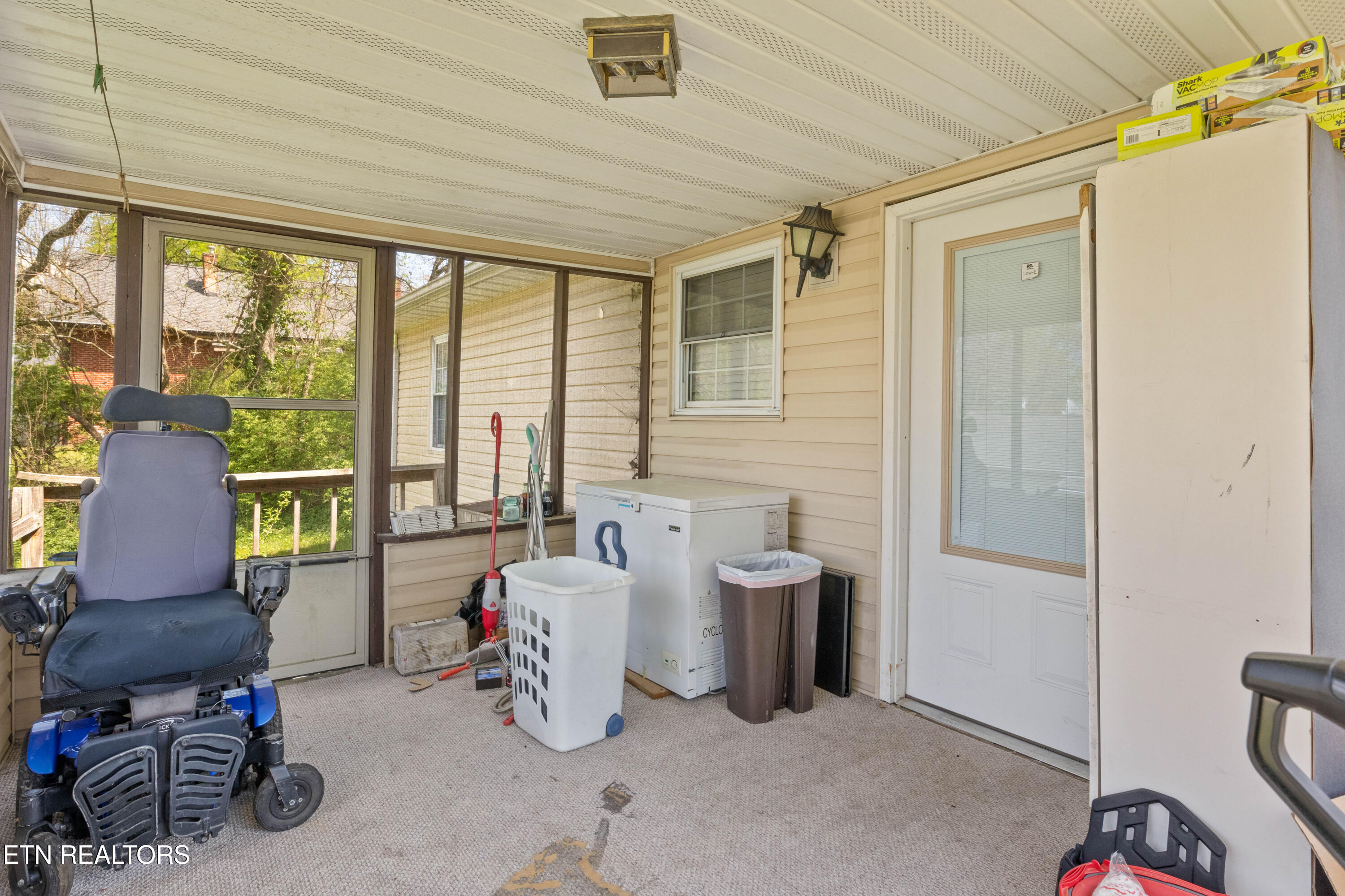 6305 Strawberry Plains Pike Knoxville TN 37914