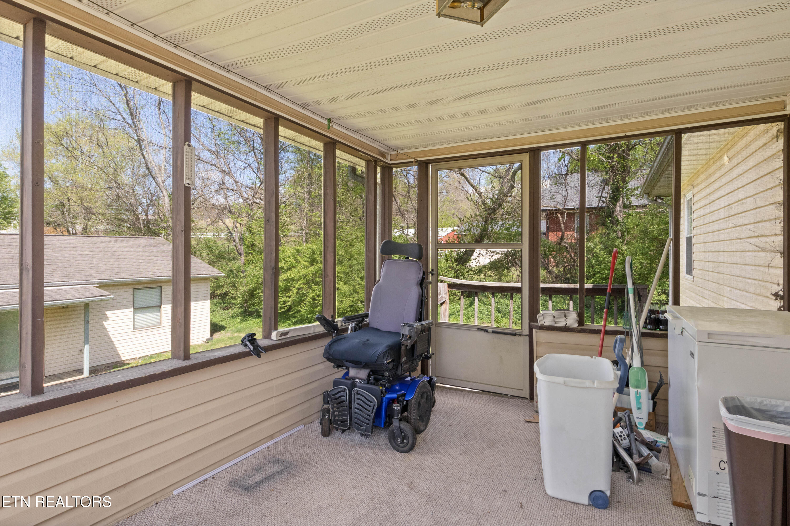 6305 Strawberry Plains Pike Knoxville TN 37914