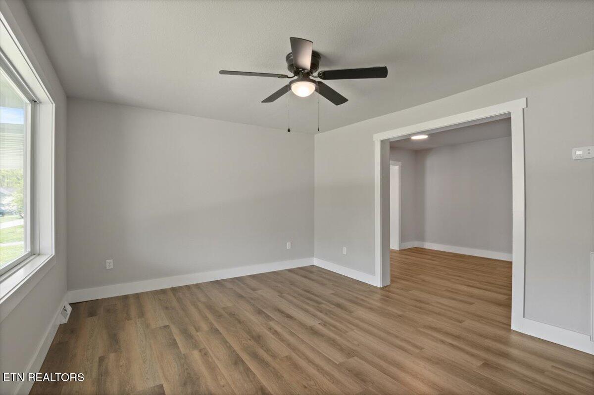 328 Lake Lane Caryville TN 37714