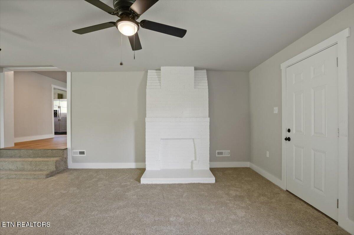 328 Lake Lane Caryville TN 37714