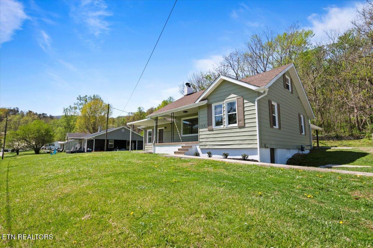 328 Lake Lane Caryville TN 37714