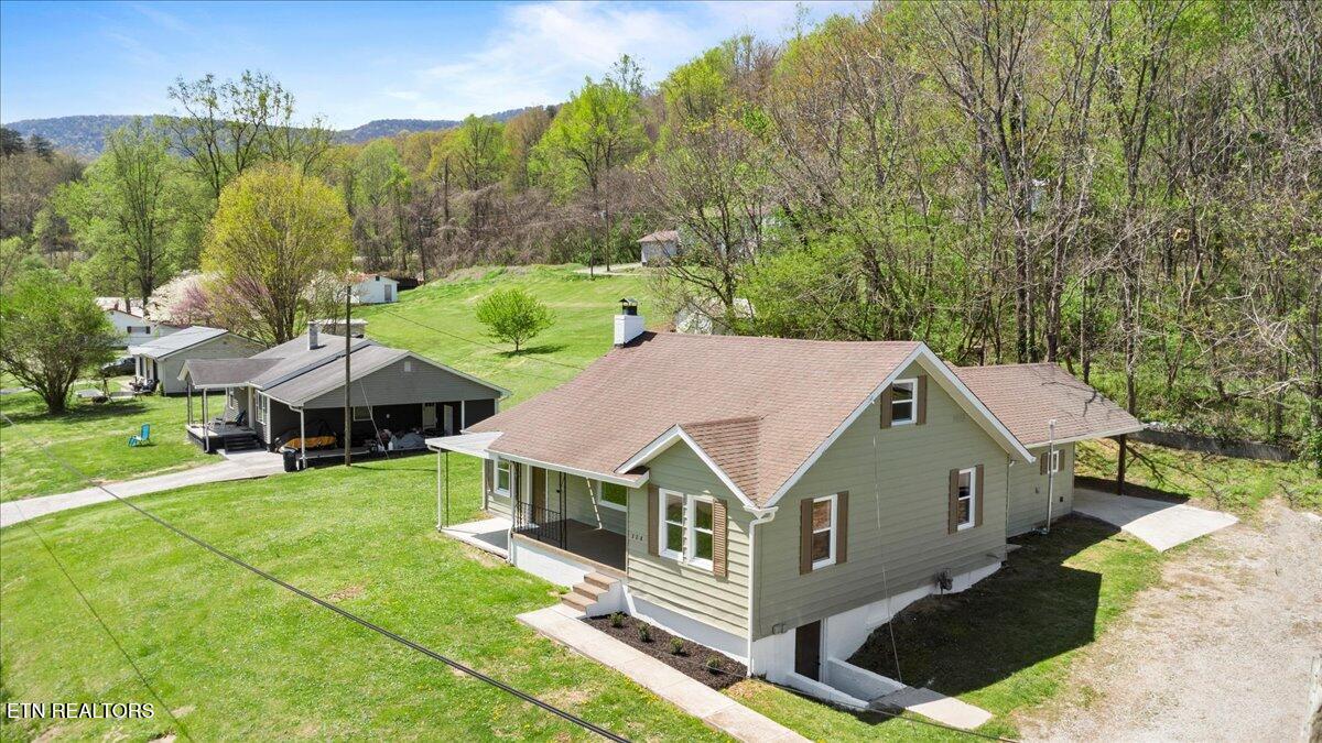 328 Lake Lane Caryville TN 37714