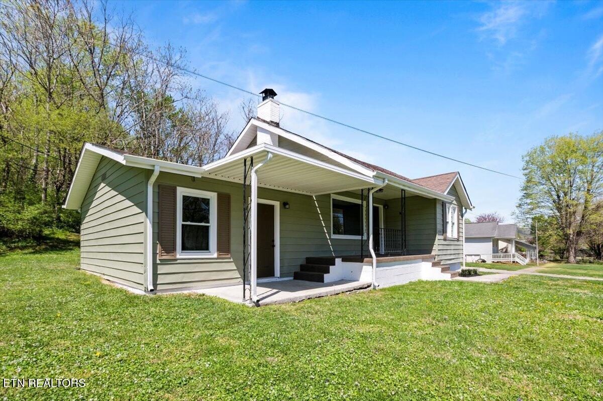 328 Lake Lane Caryville TN 37714