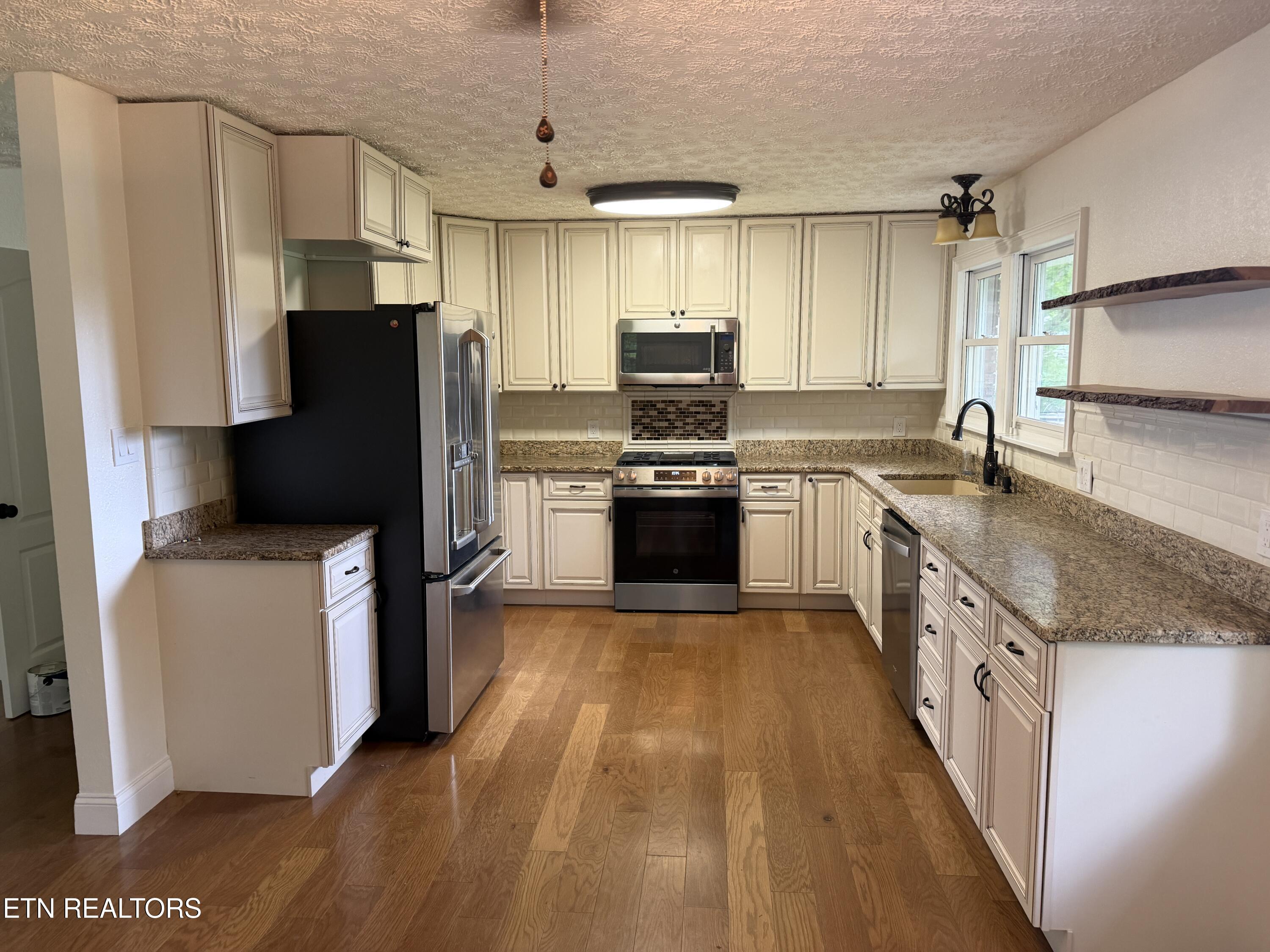 273 Fairway Street Crossville TN 38571