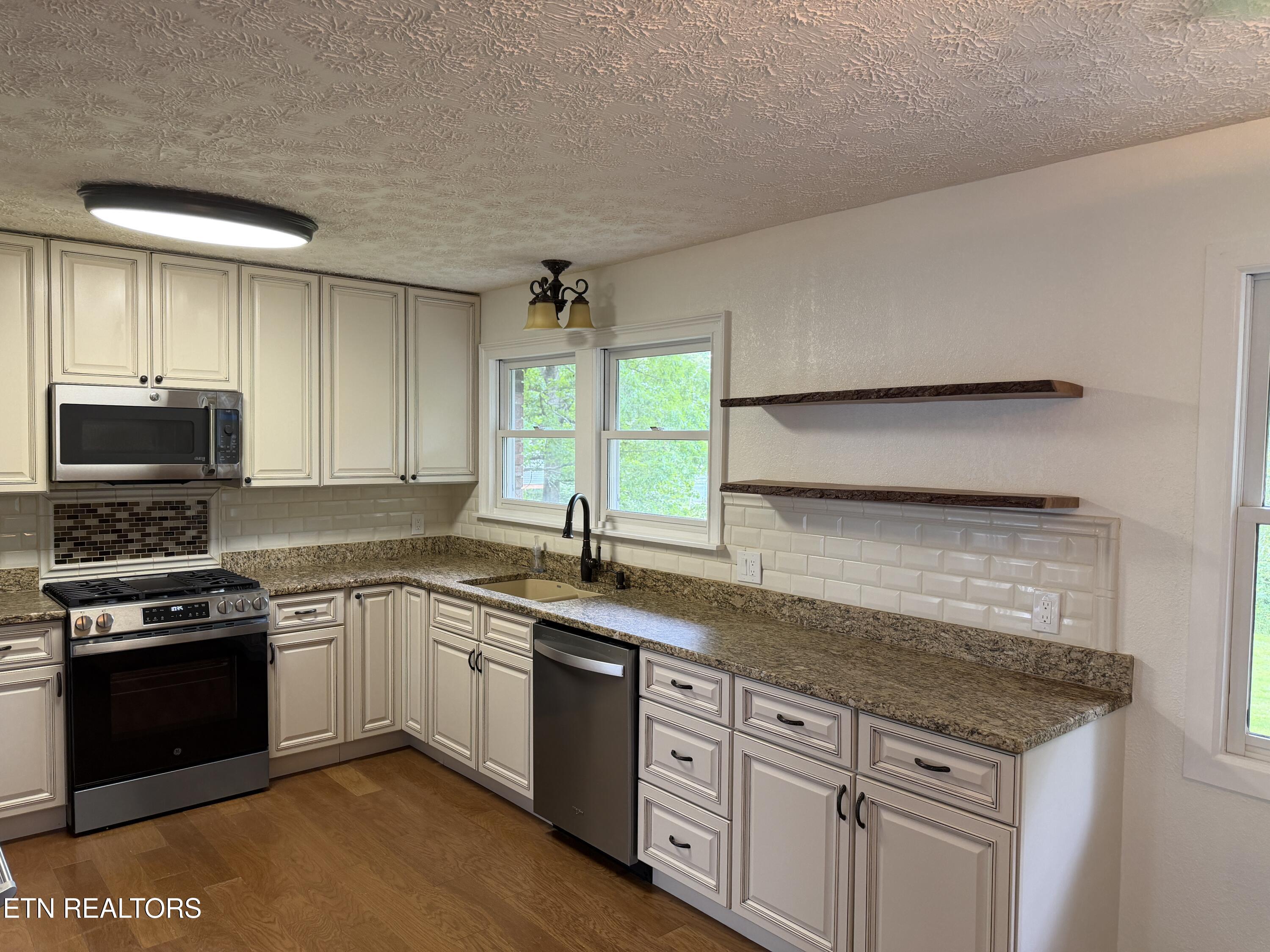 273 Fairway Street Crossville TN 38571