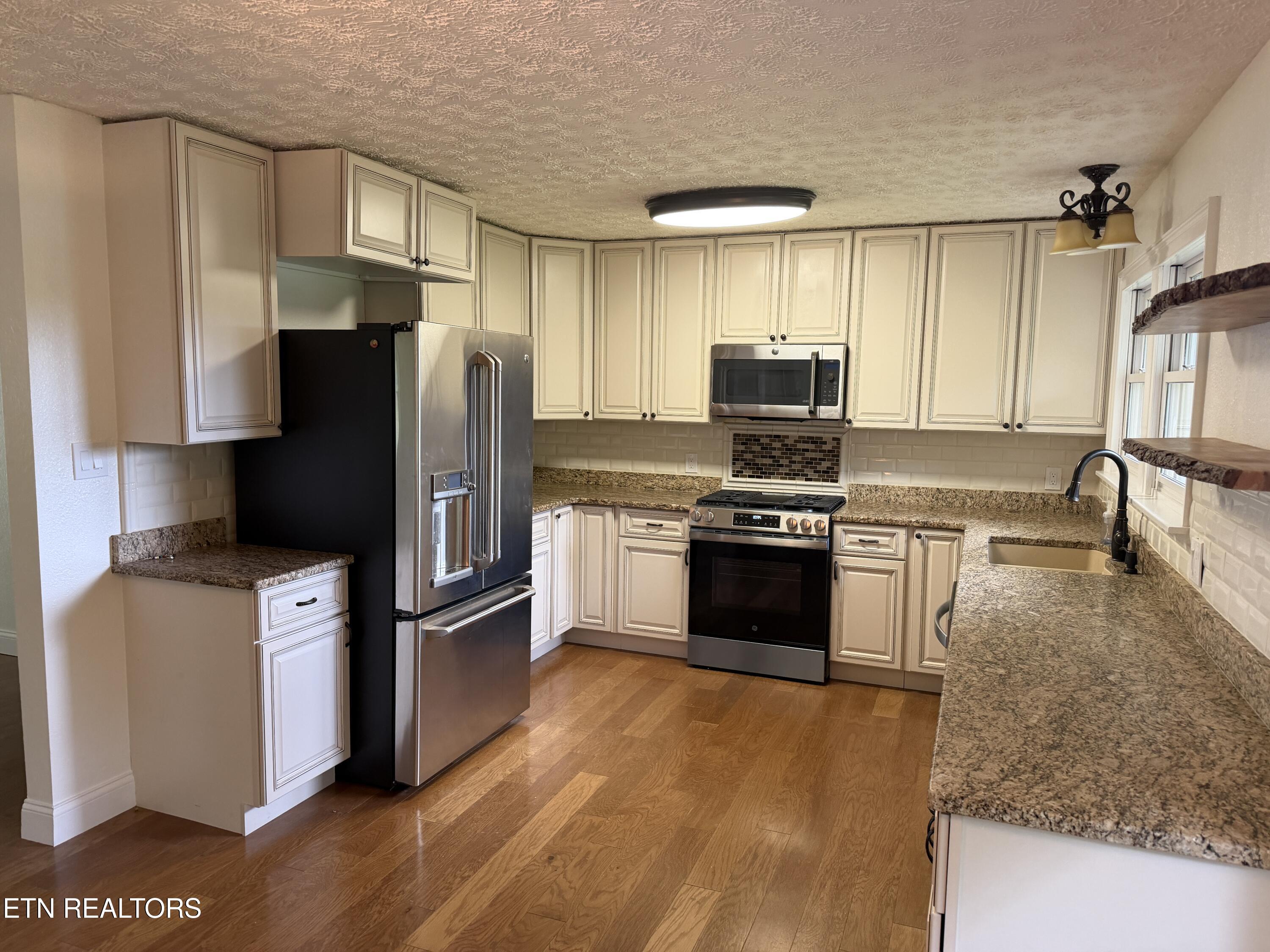 273 Fairway Street Crossville TN 38571