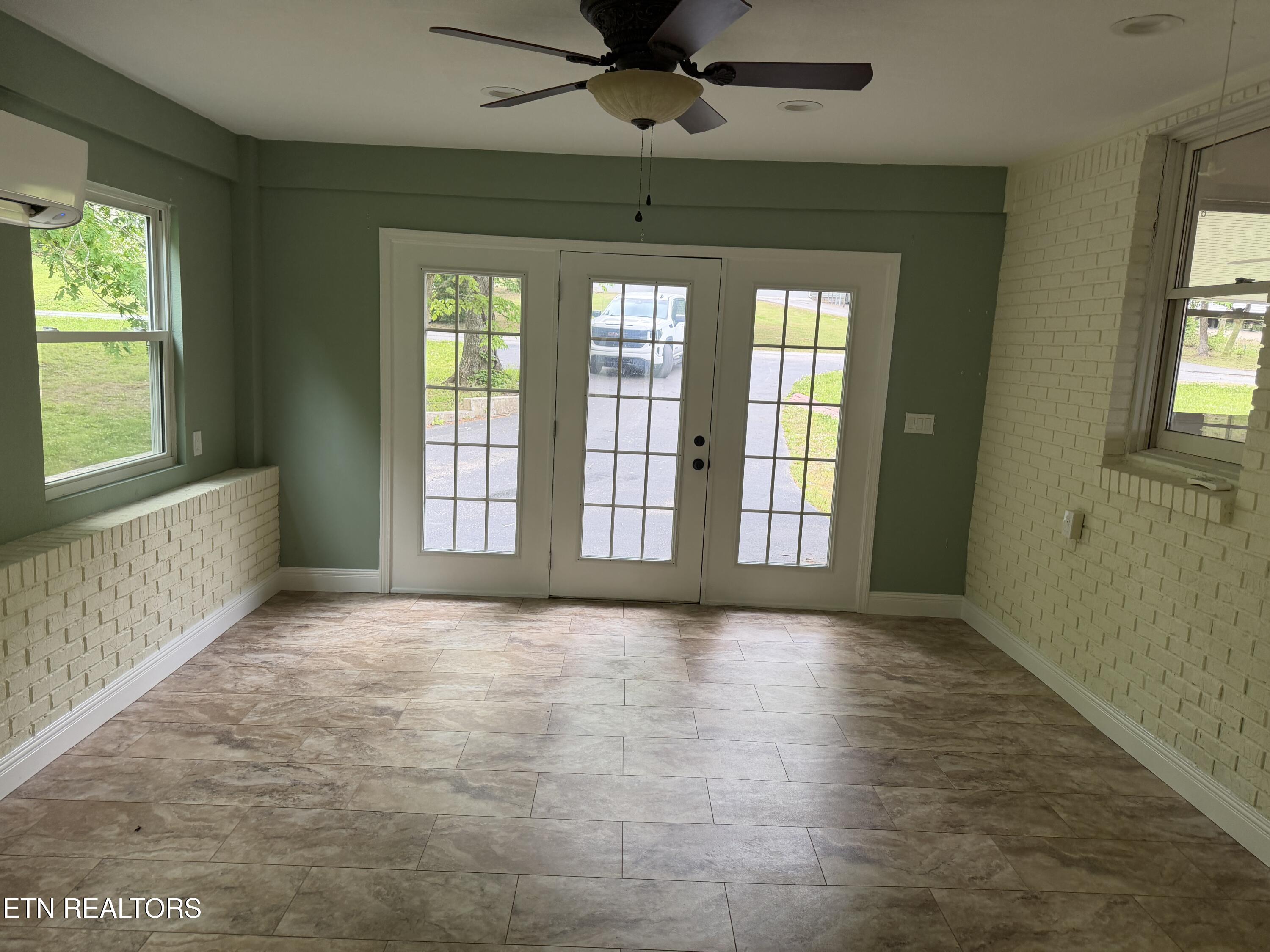 273 Fairway Street Crossville TN 38571