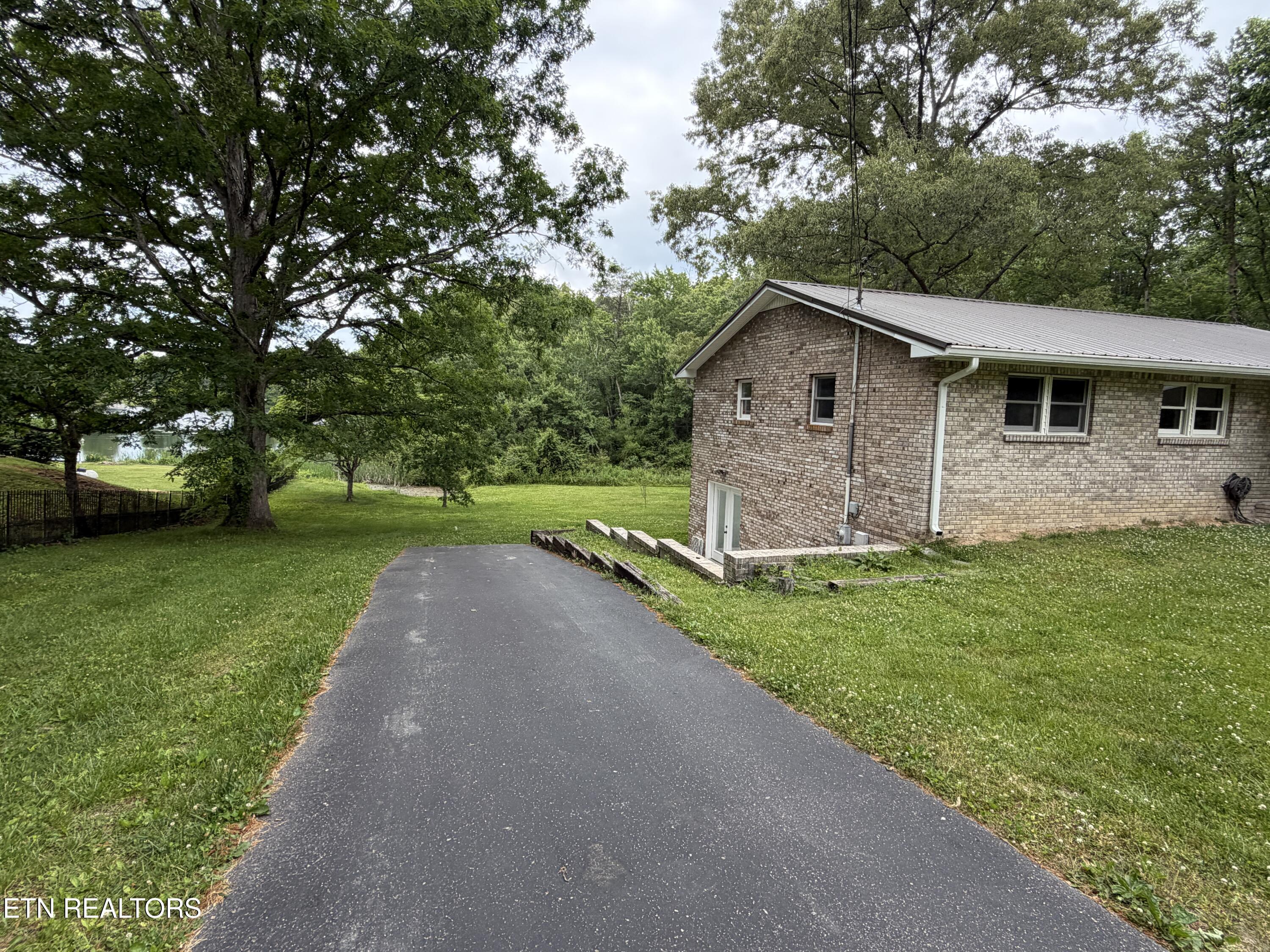 273 Fairway Street Crossville TN 38571