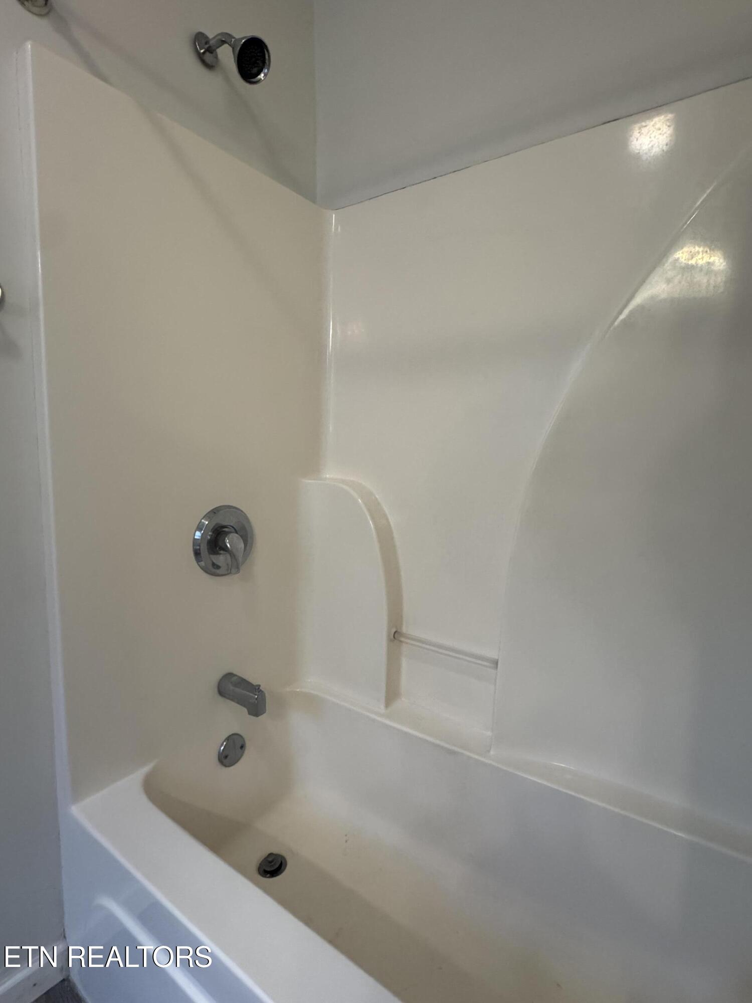 1628 Monte Vista Drive Sevierville TN 37862