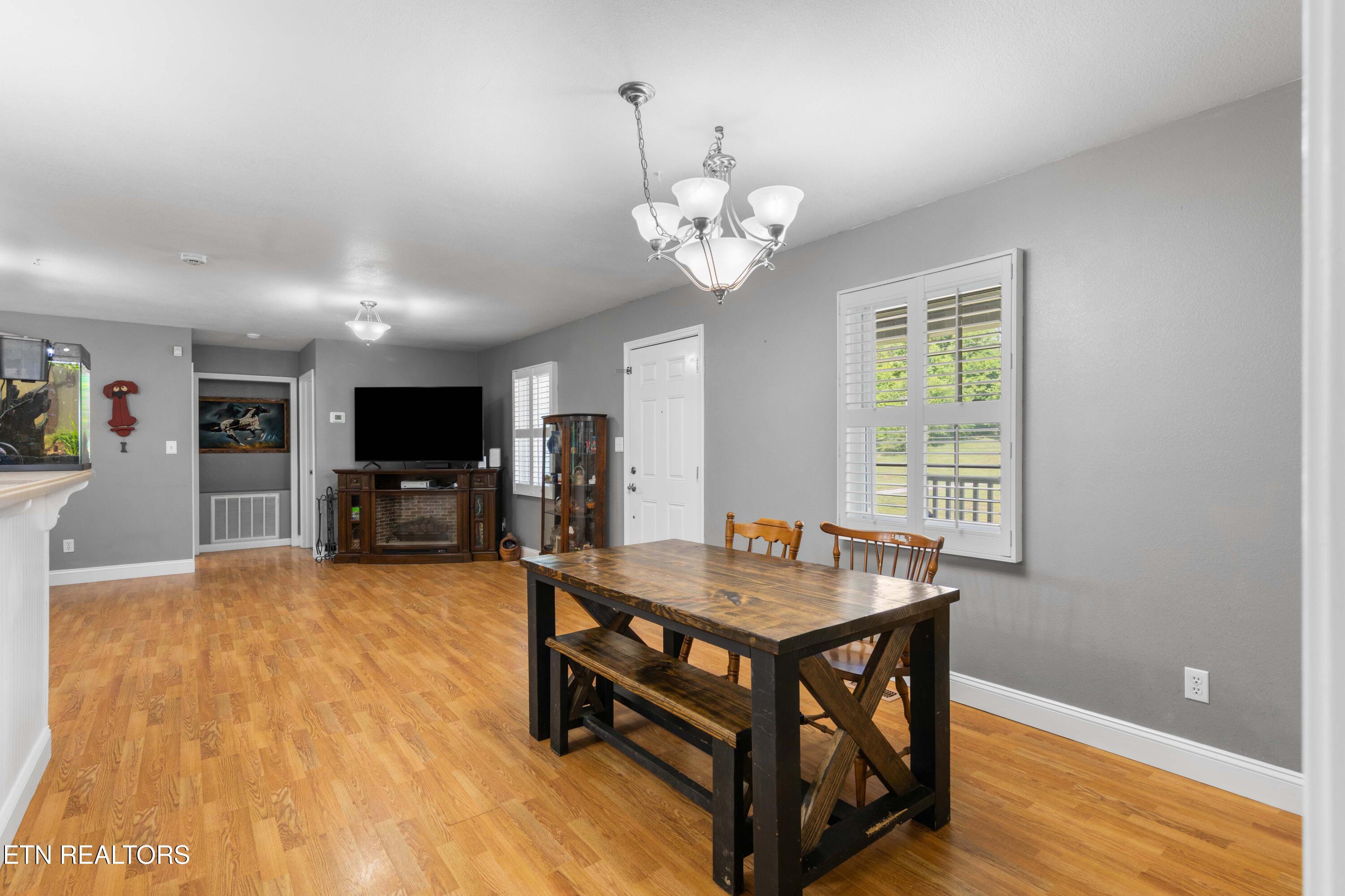 8114 Thorn Grove Pike Knoxville TN 37914