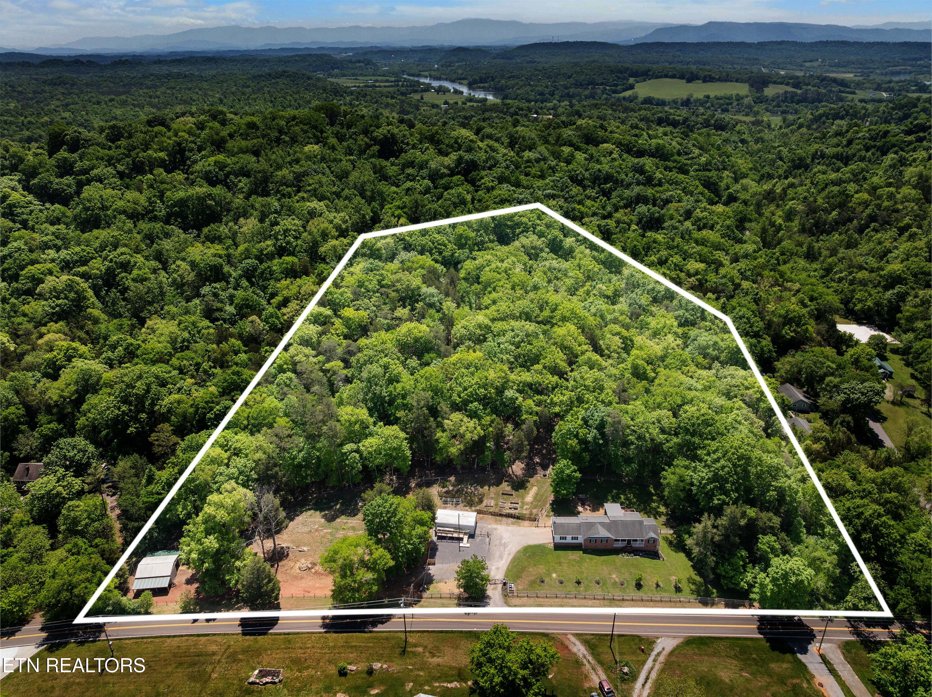 8114 Thorn Grove Pike Knoxville TN 37914