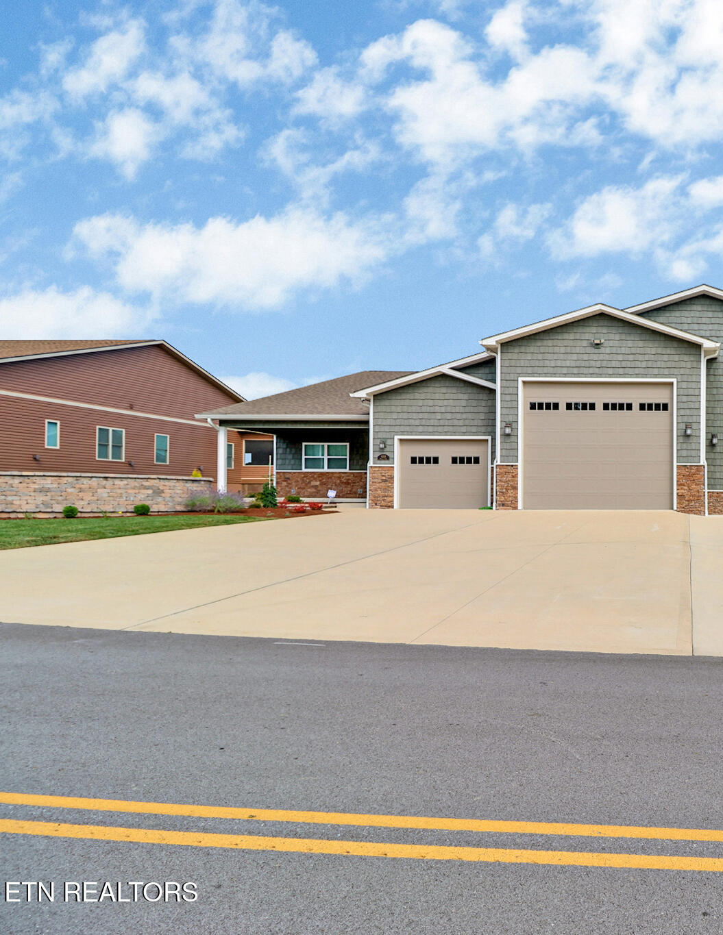 533 Holly Tree Drive Crossville TN 38555