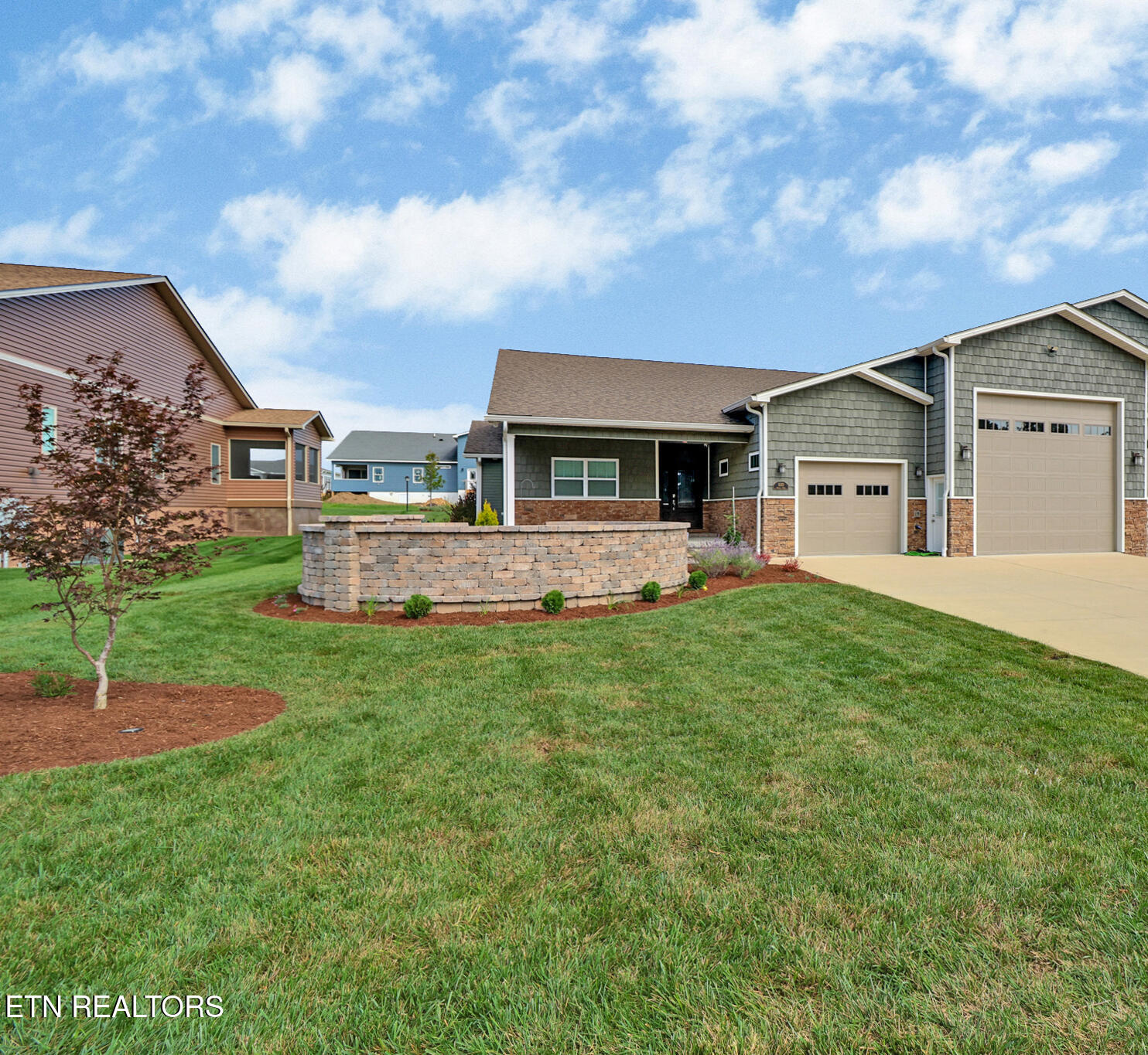533 Holly Tree Drive Crossville TN 38555