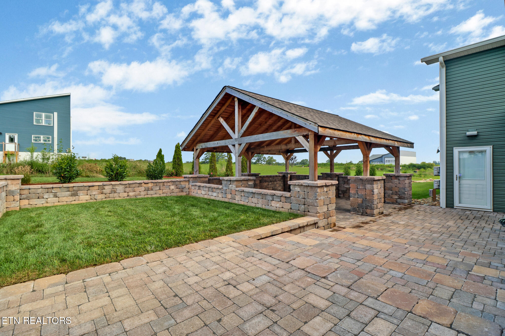 533 Holly Tree Drive Crossville TN 38555