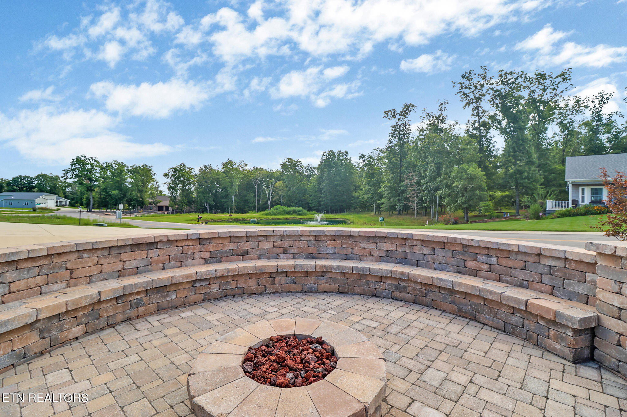 533 Holly Tree Drive Crossville TN 38555